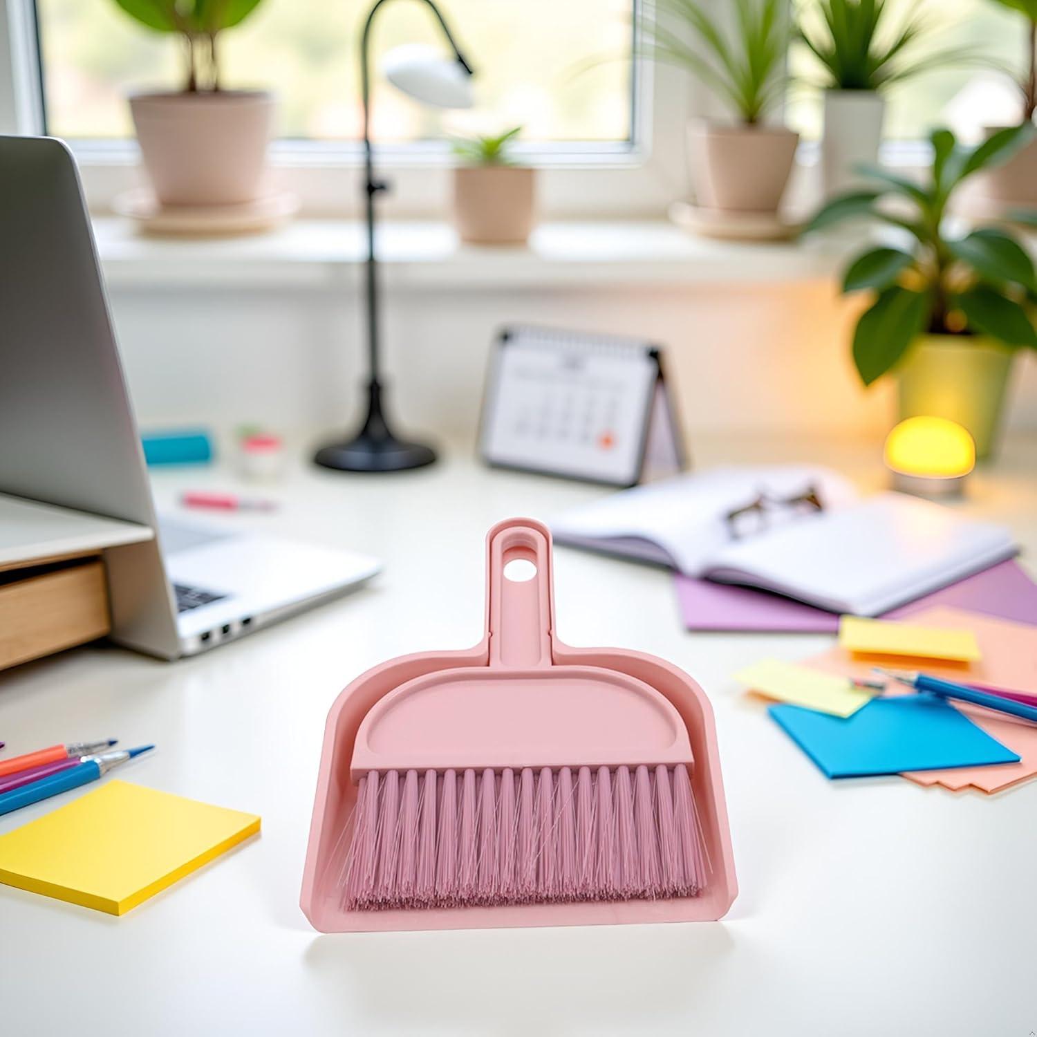 Juego de Escoba y Recogedor Mini JJLFresheners Rosa