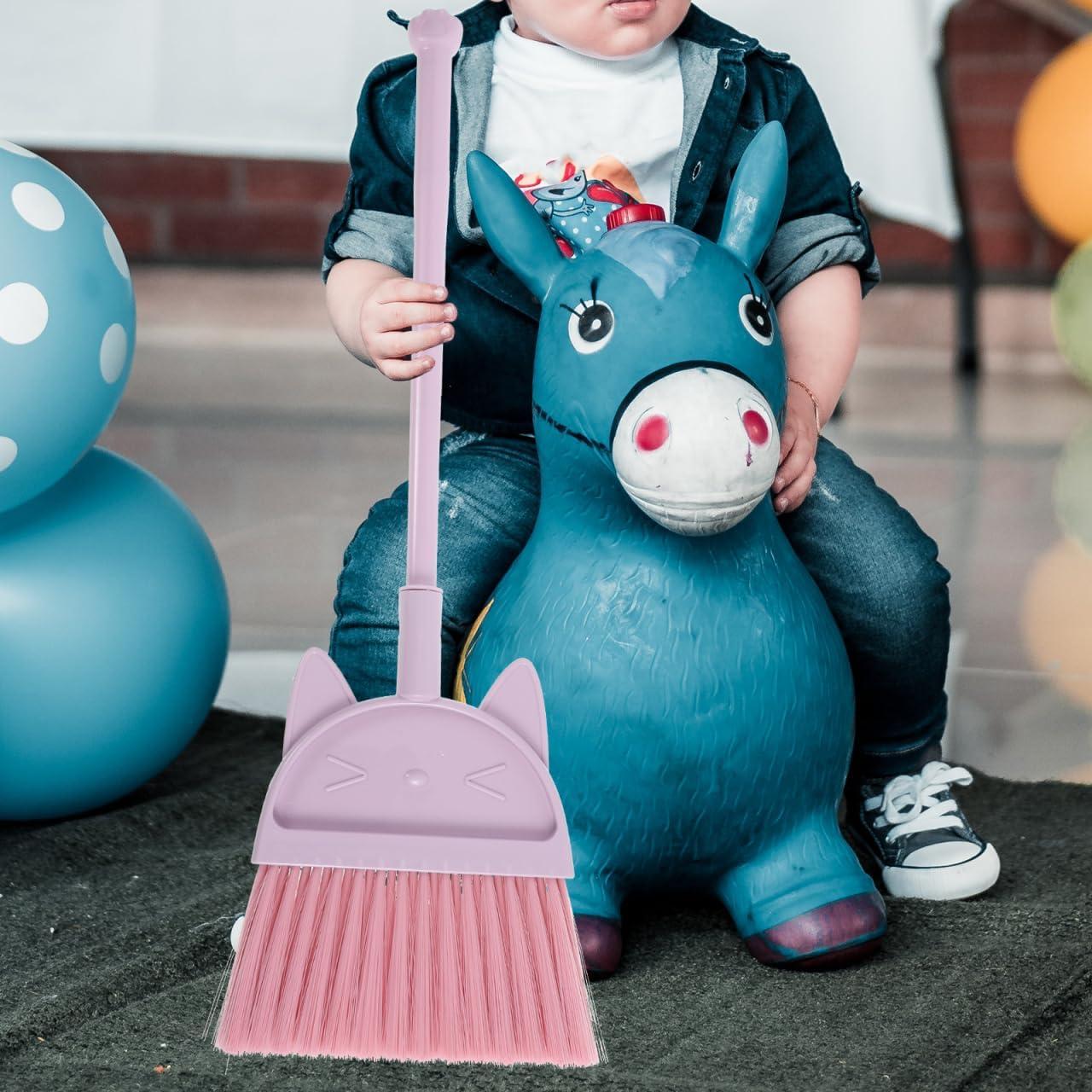 Escoba Cabilock Rosa para Niños con Diseño de Gato - Ligera y Divertida