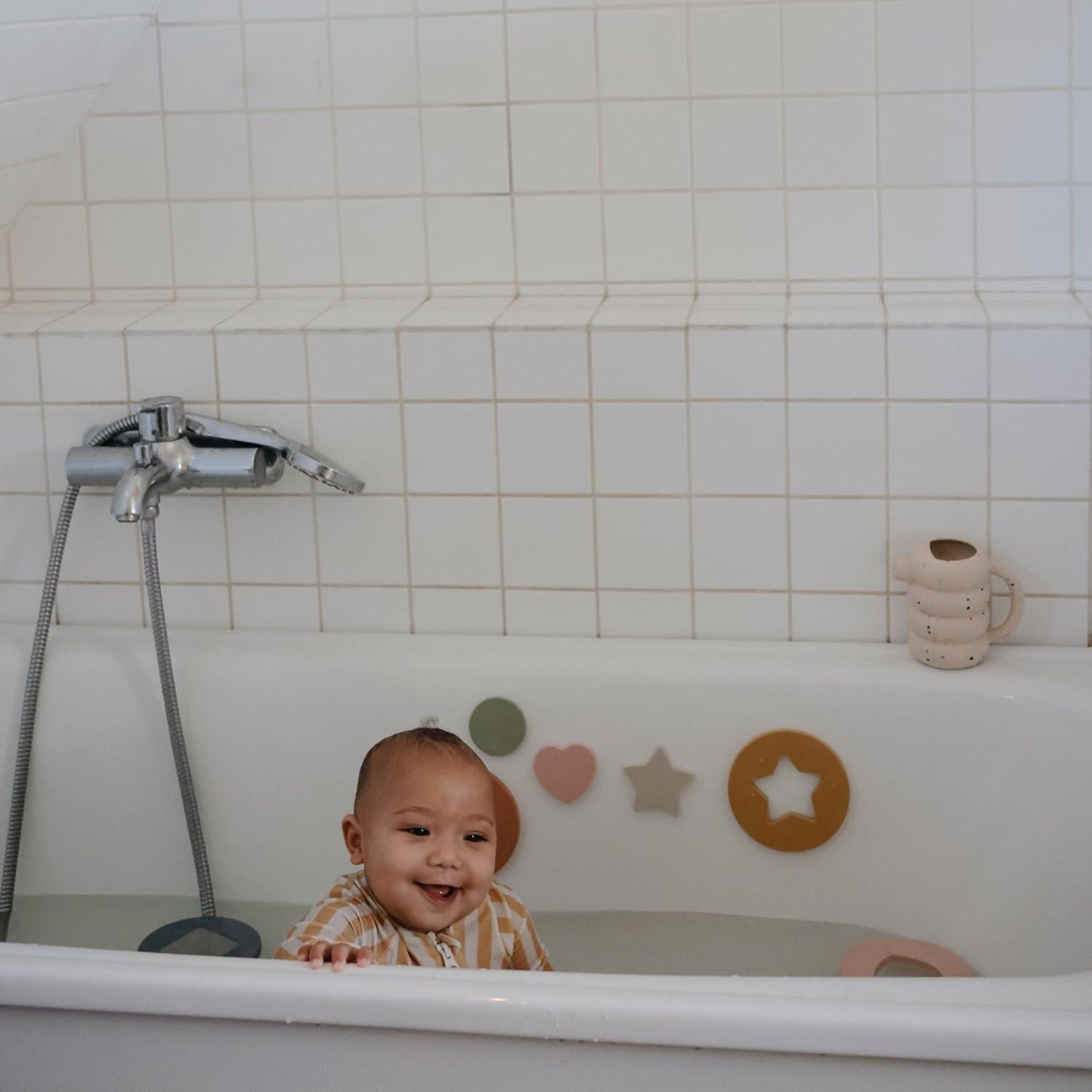 Regadera de Silicona Mushie Azul Francés para Niños 10 Meses+