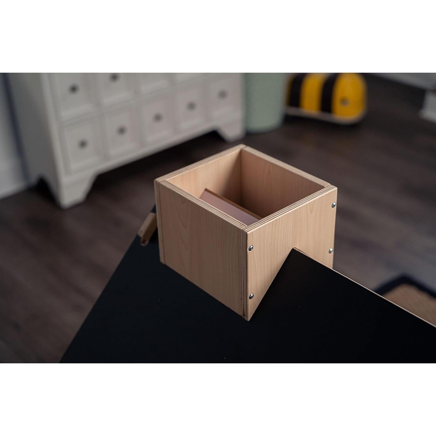 Casa de Juguete Avenlur Montessori de Madera con Techo de Pizarra