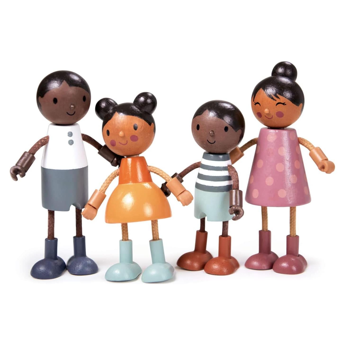 Familia de Muñecas de Madera Tender Leaf Toys - Multiculturales