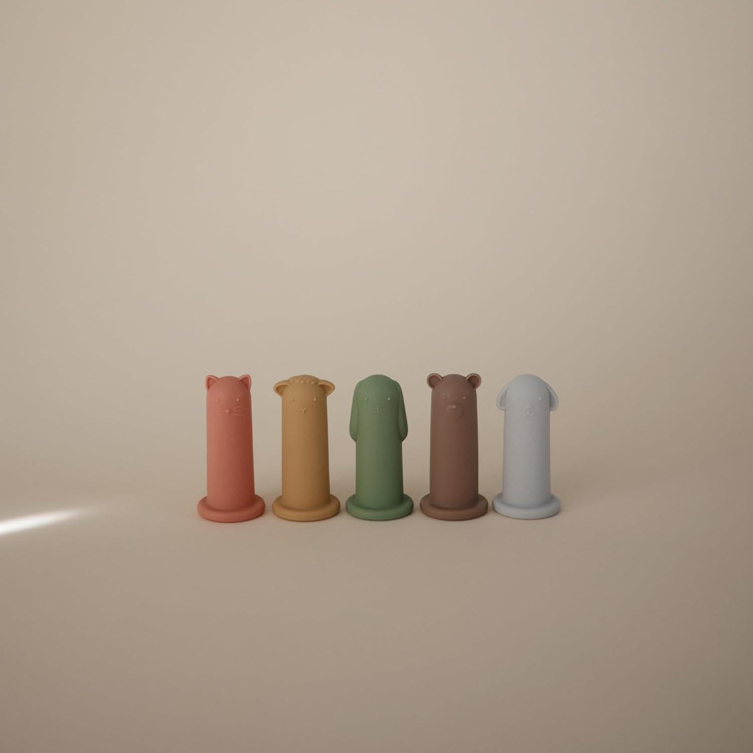 Títeres de dedo de silicona Mushie 5-pack para niños