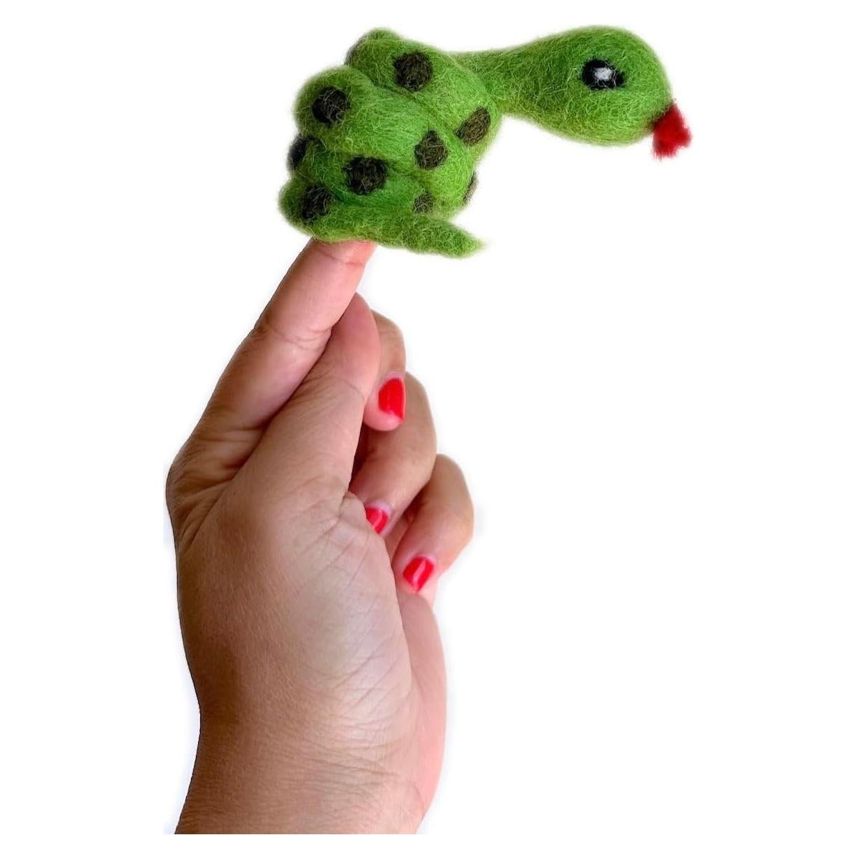 Títere de dedo de serpiente verde Ganapati Crafts 10 cm