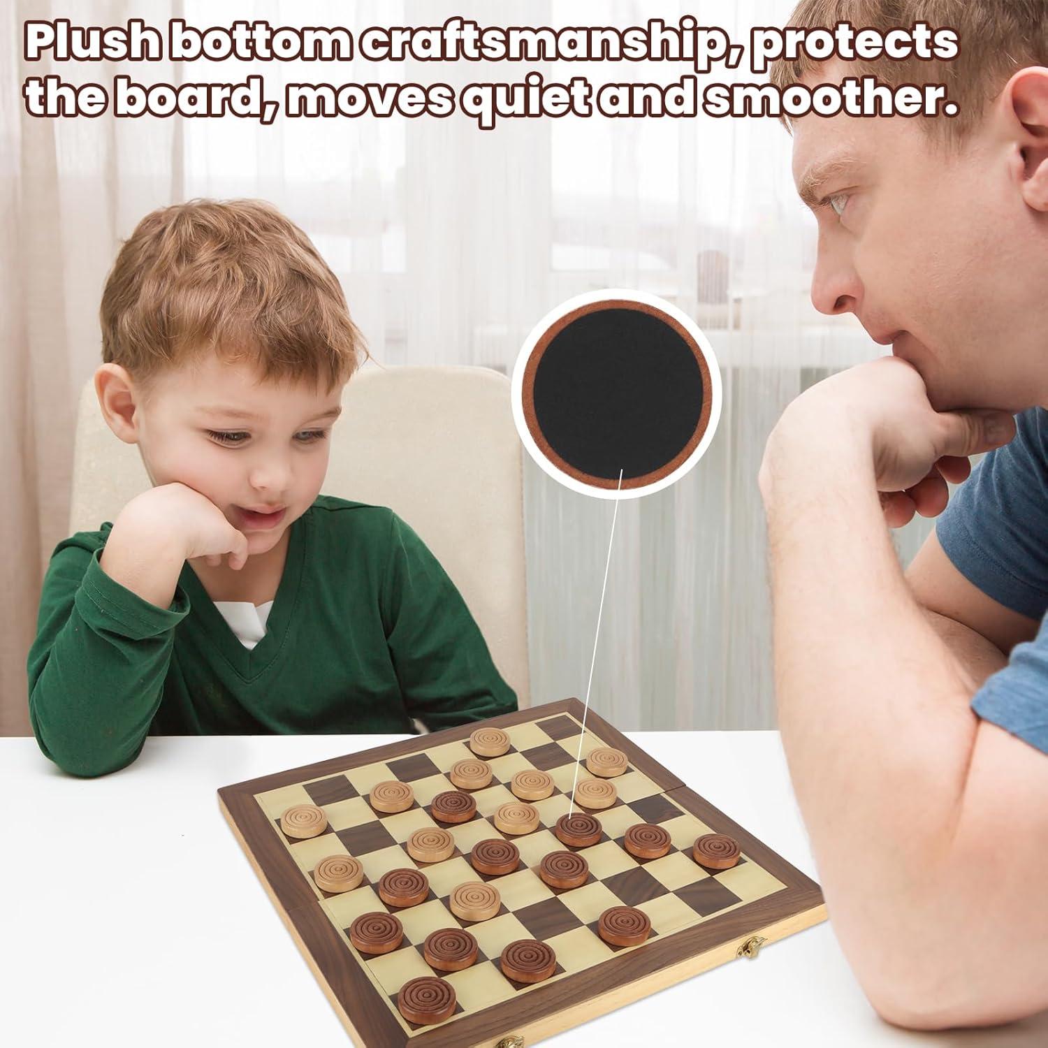 Piezas de Damas de Madera QuadPro - 30 Piezas y 5 Dados