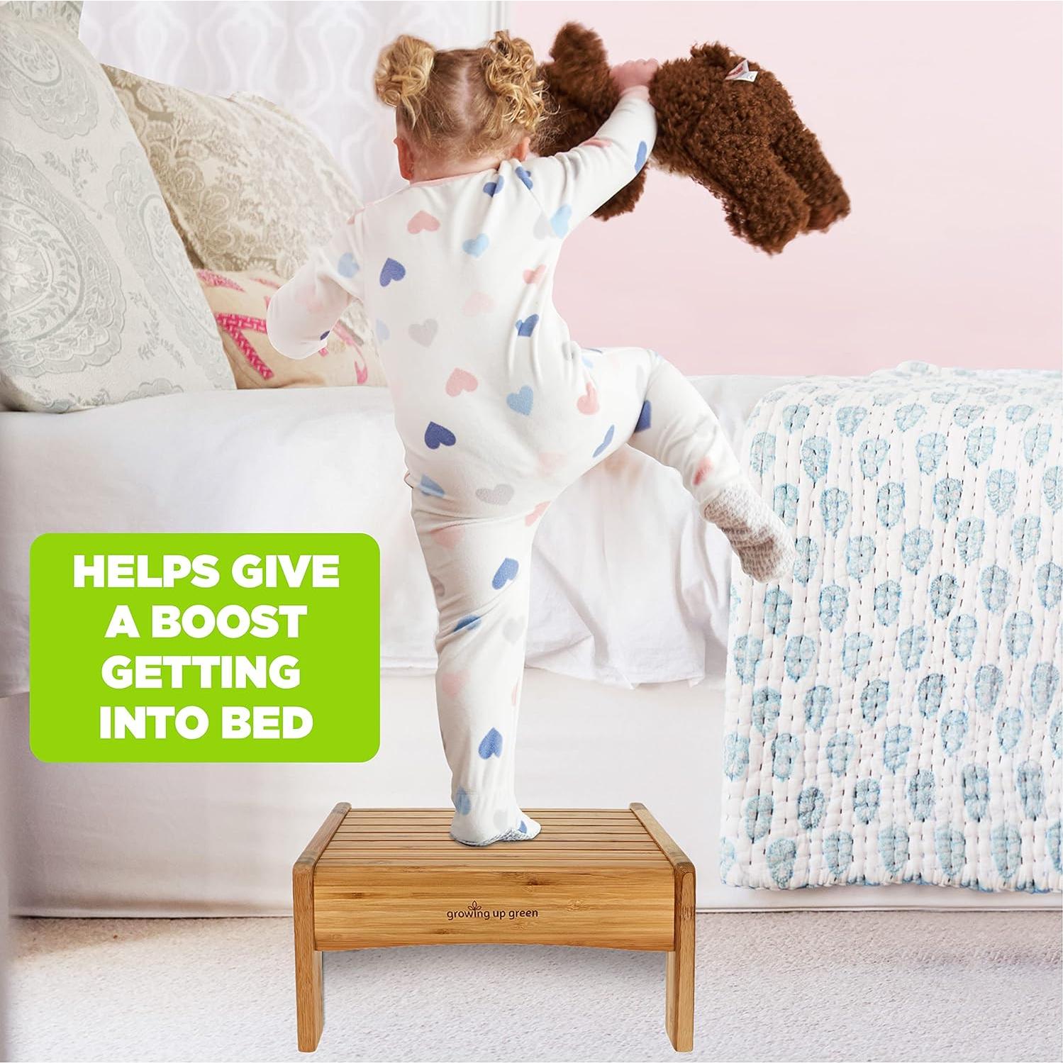 Escalera de baño de bambú Ginsey para niños antideslizante