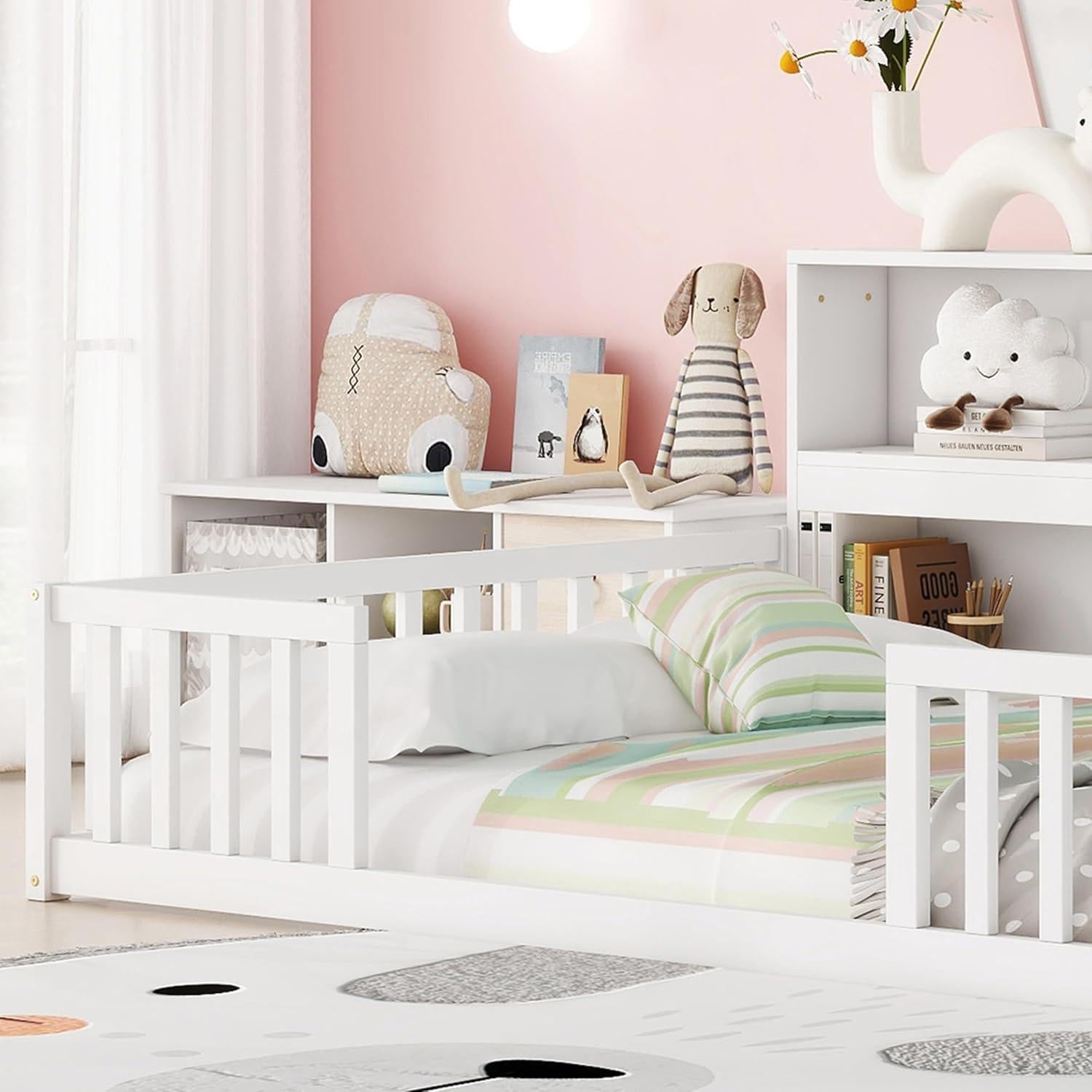 Cama Montessori de Piso Completo Bellemave con Estantería Blanca