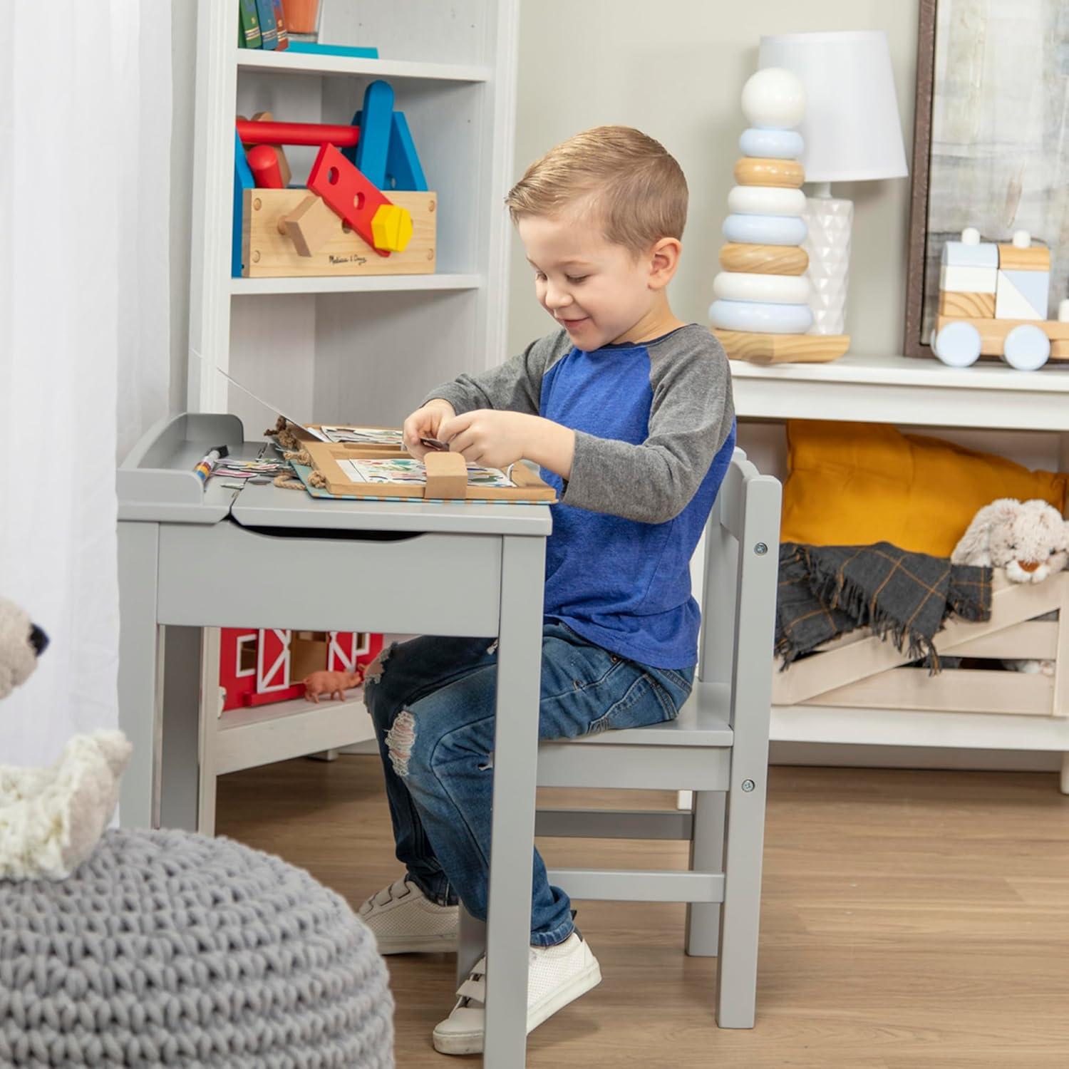 Escritorio de Madera con Tapa Elevable y Silla Melissa & Doug - Gris