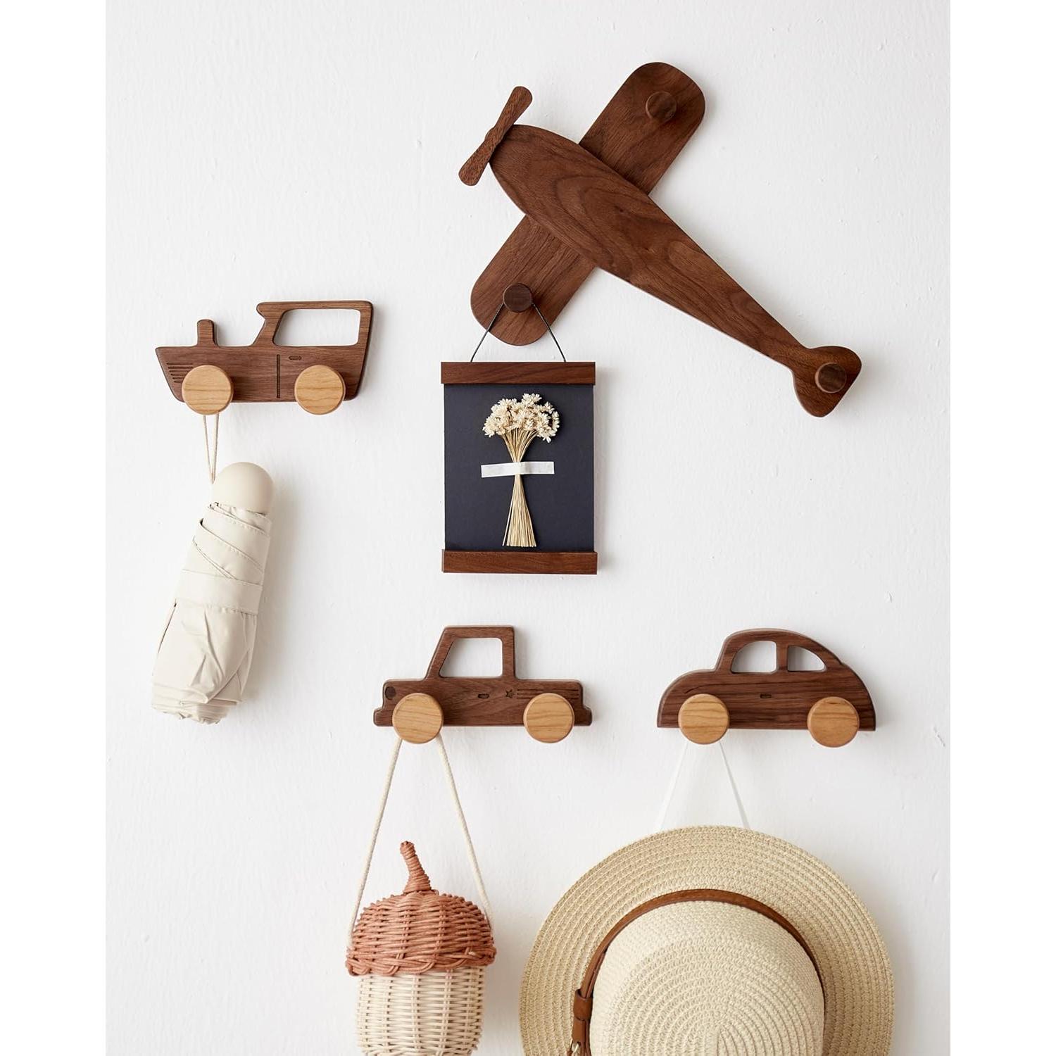 Ganchos de abrigo Vinoil en forma de coche de madera - 4 unidades