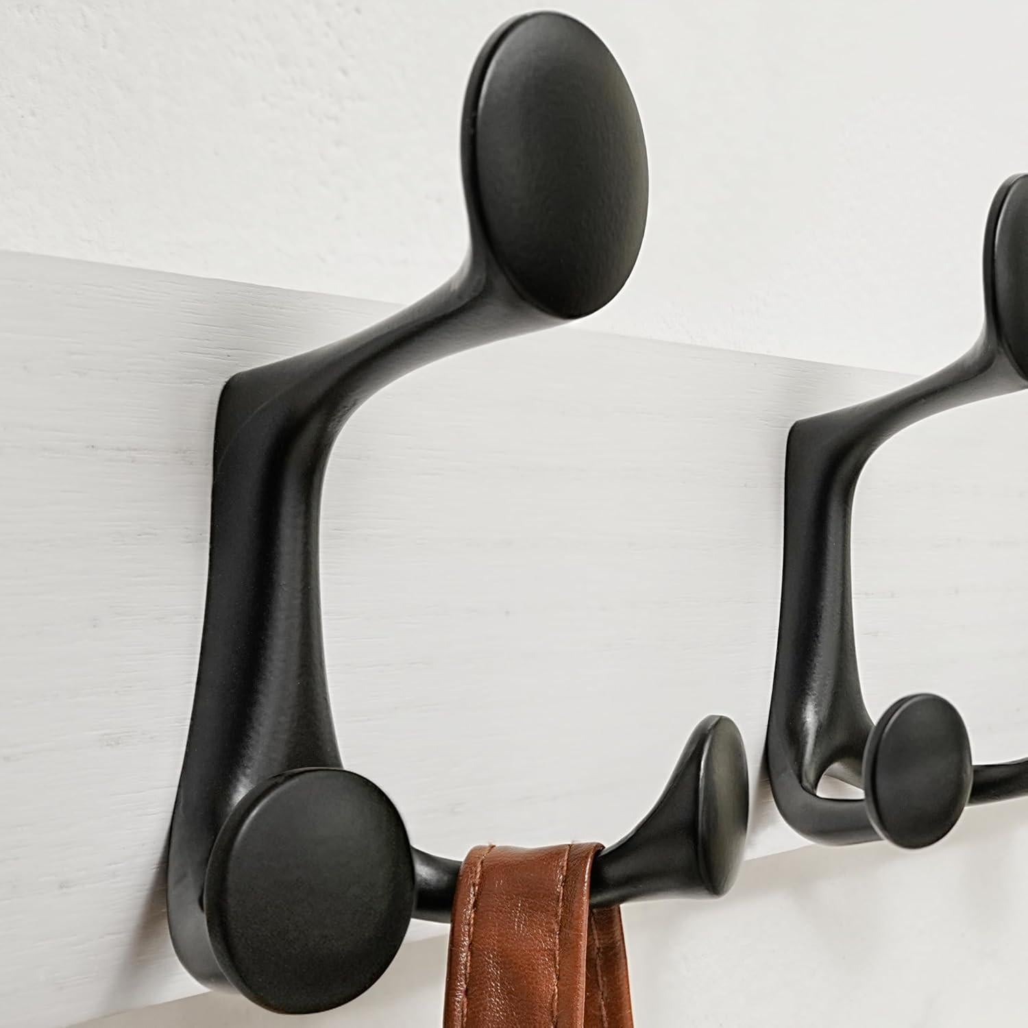 Perchero de Madera Blanca SKOLOO 24" con 5 Ganchos Triples