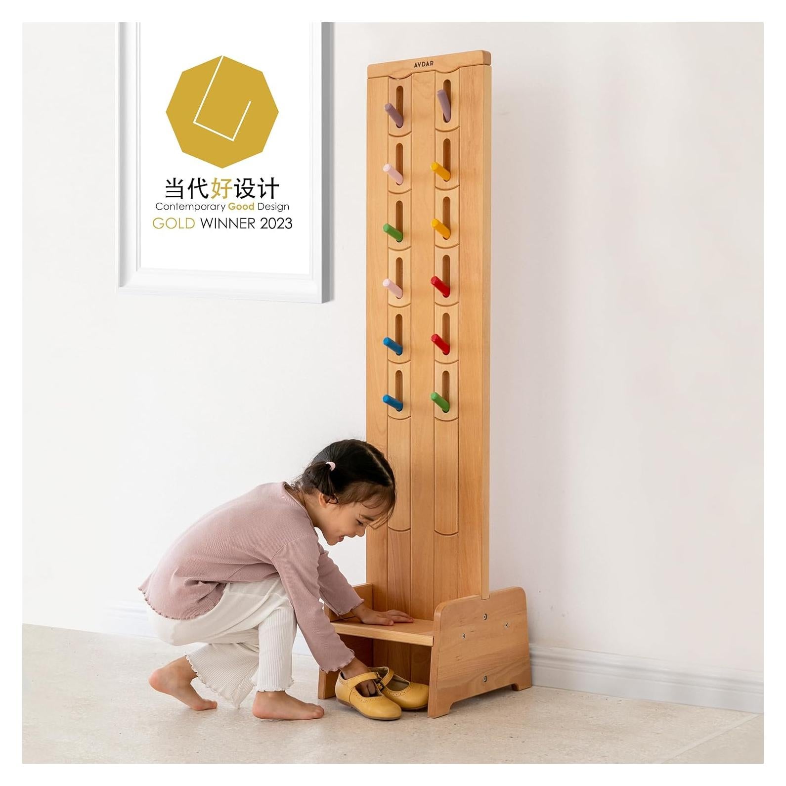 Perchero Arcoíris AVDAR para Niños con Banco para Zapatos