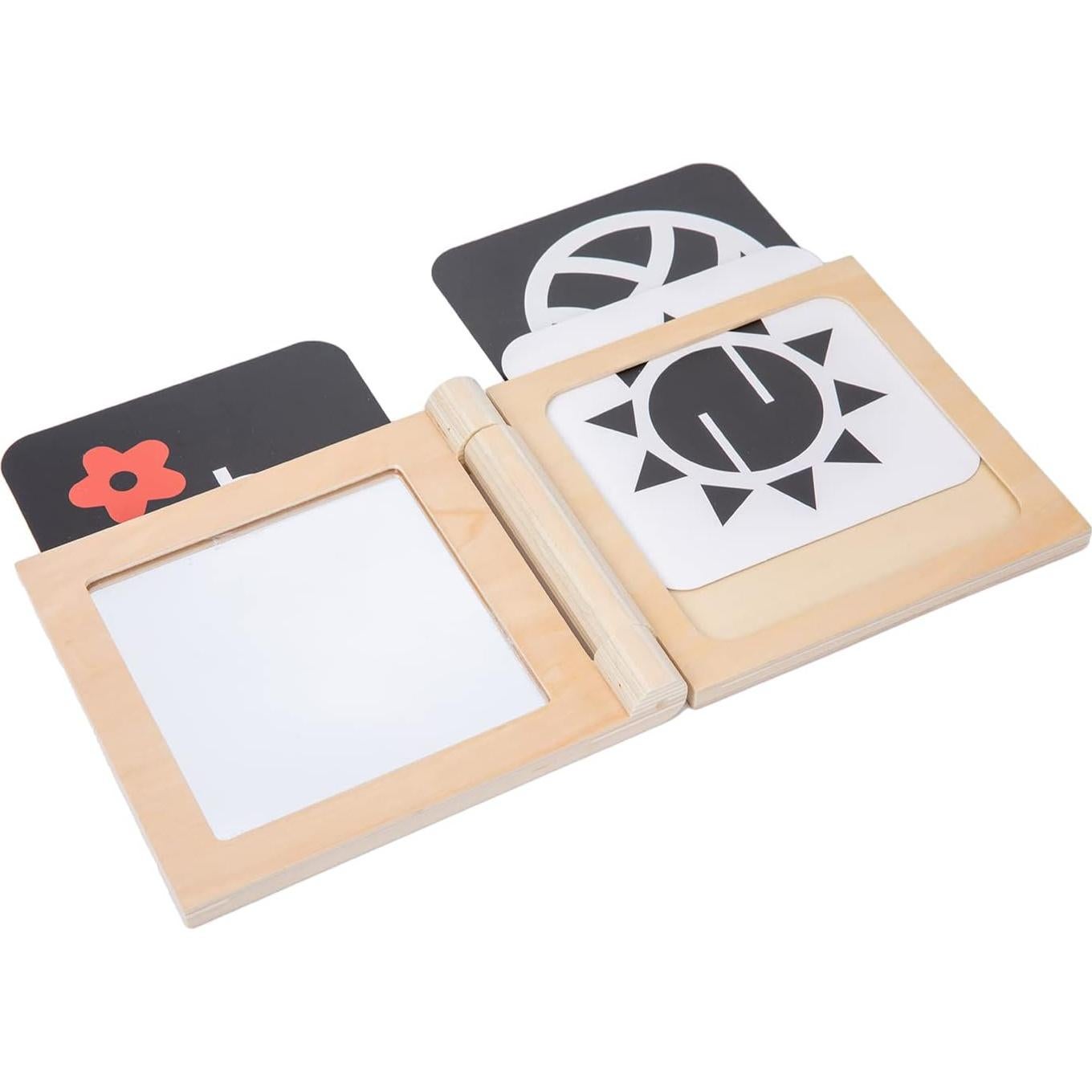 Tarjetas Montessori en Blanco y Negro con Marco de Madera y Espejo