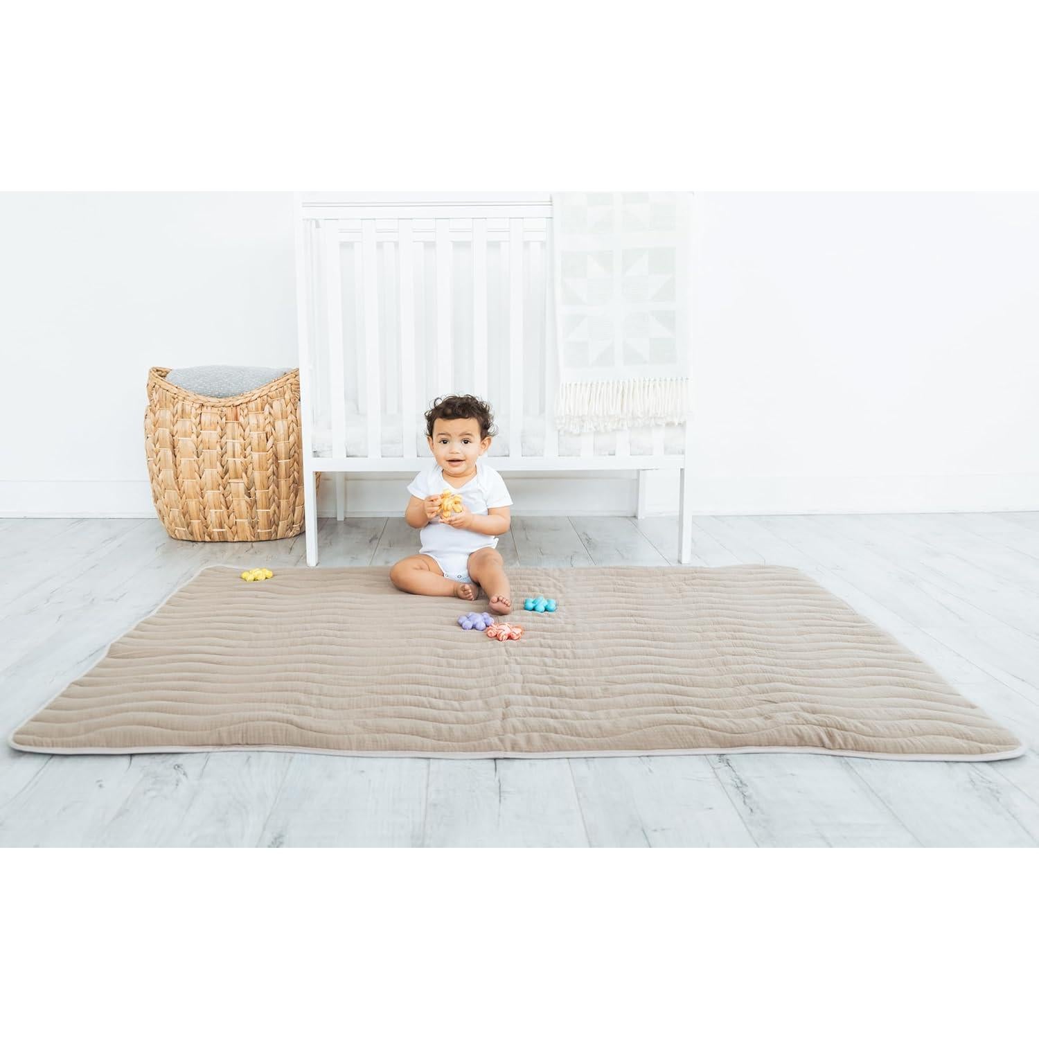Alfombra de Piso Ubbi Baby 1.45m x 1.07m Acolchada Taupe