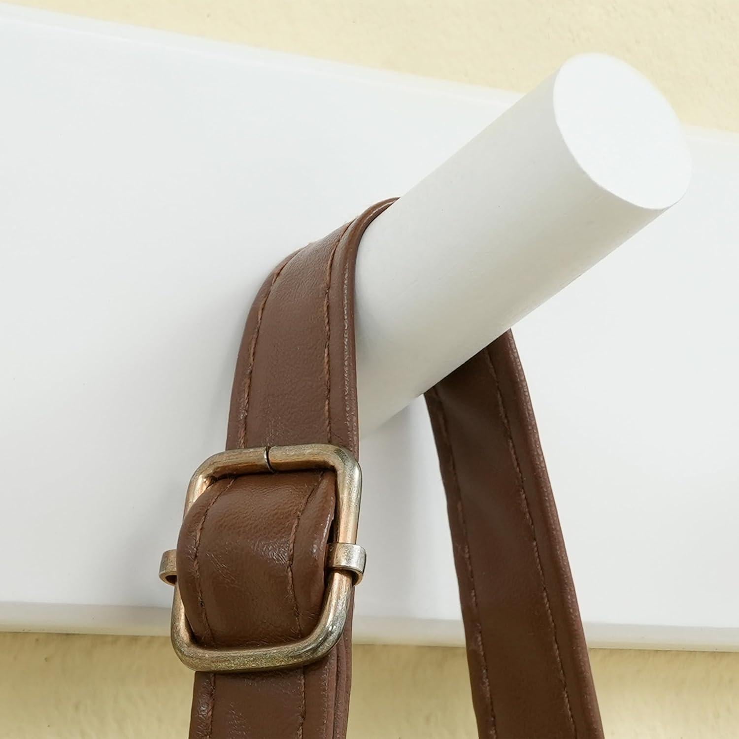 Perchero de Madera SKOLOO Blanco Montado en Pared 10 Ganchos