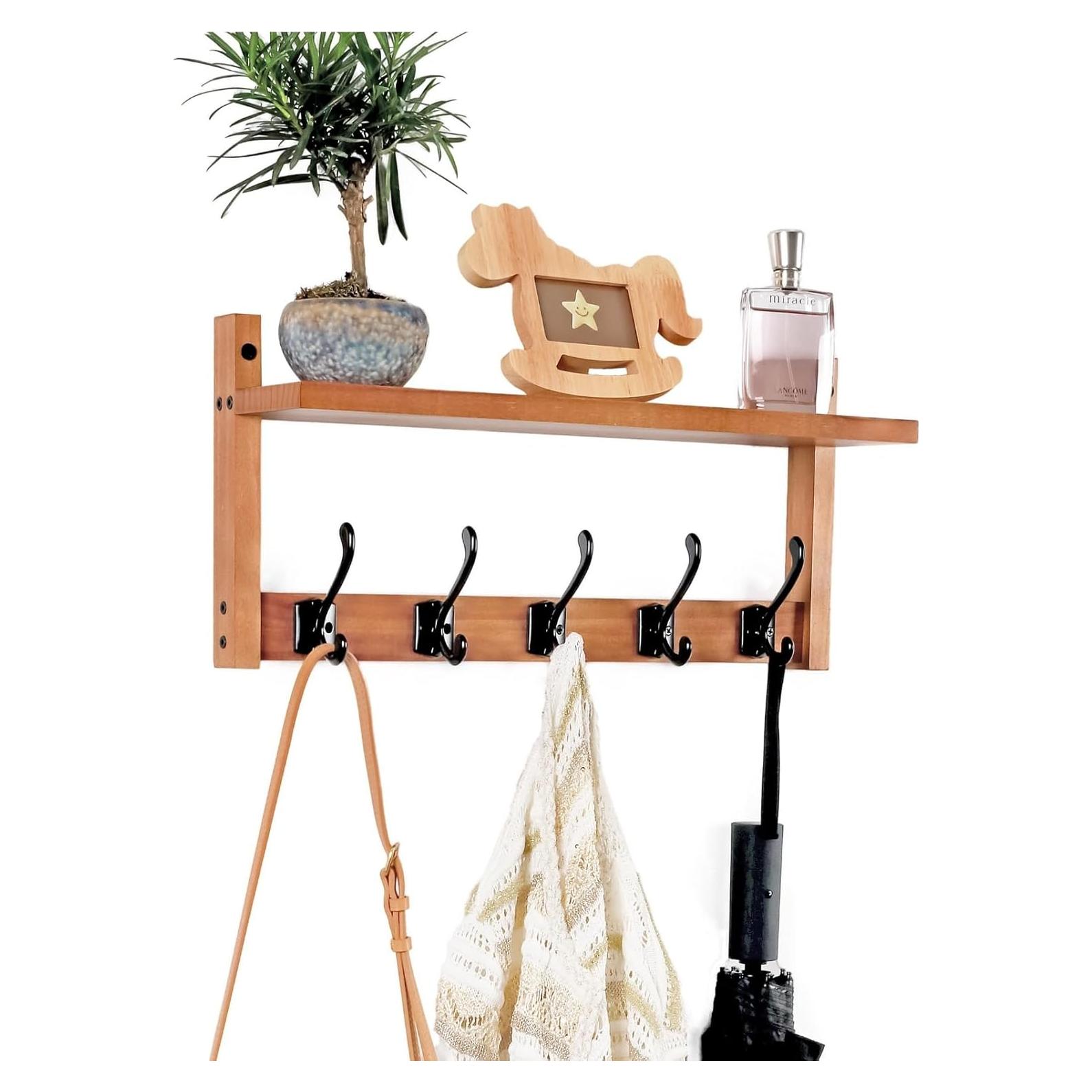 Perchero de pared Exper City con estante y 5 ganchos de madera