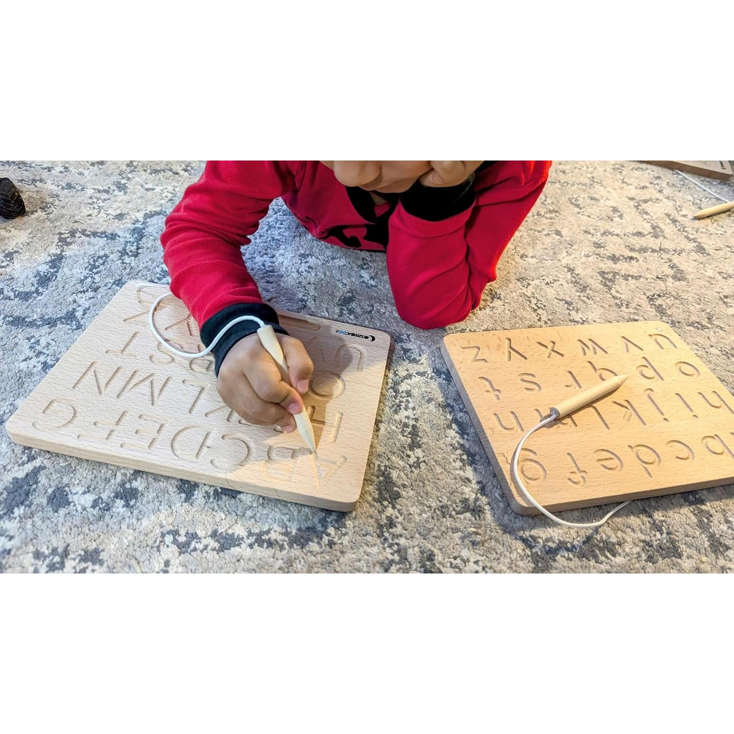 Tablero de Trazado del Alfabeto Montessori CosmoKool - Doble Cara ABC/abc