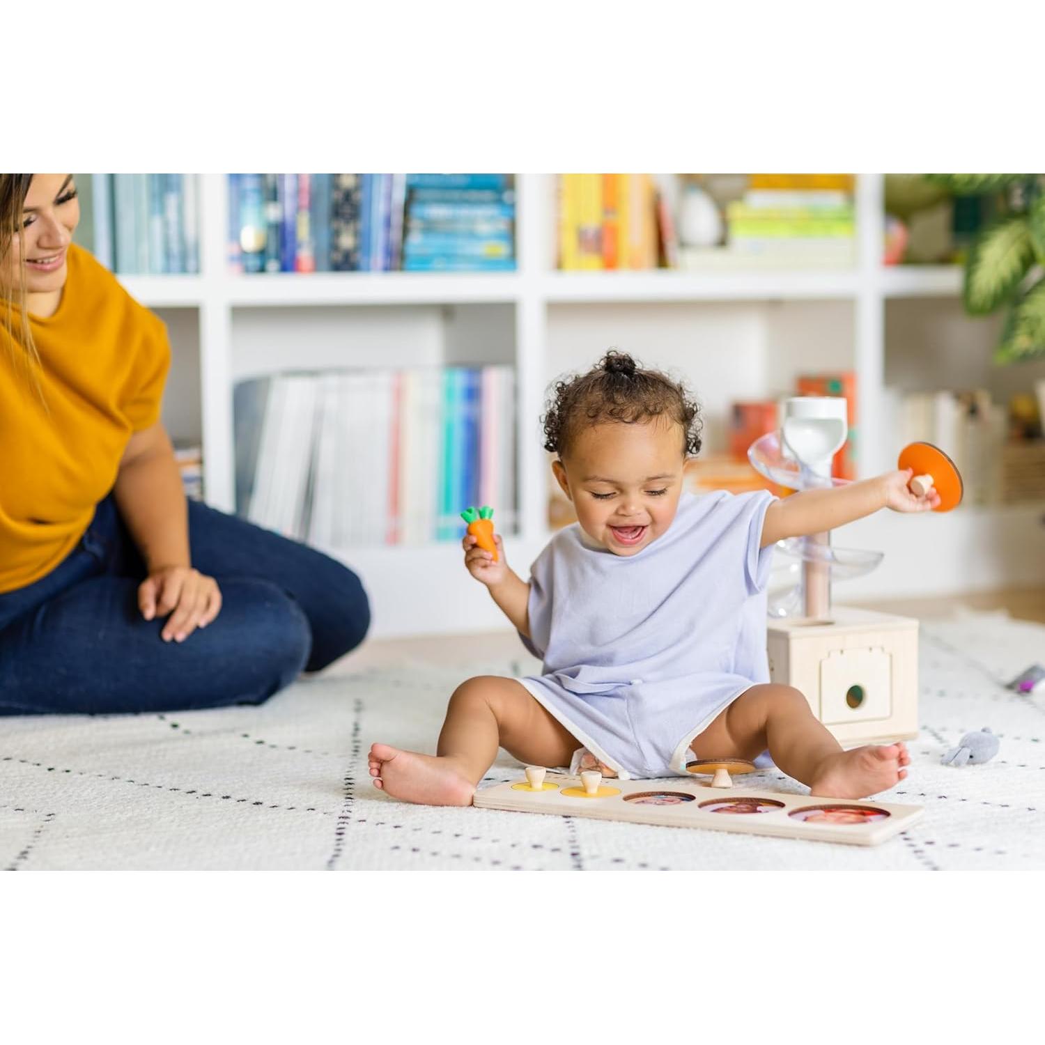 Kit de Juego Babbler Lovevery con Libro Bonificado para 1 Año