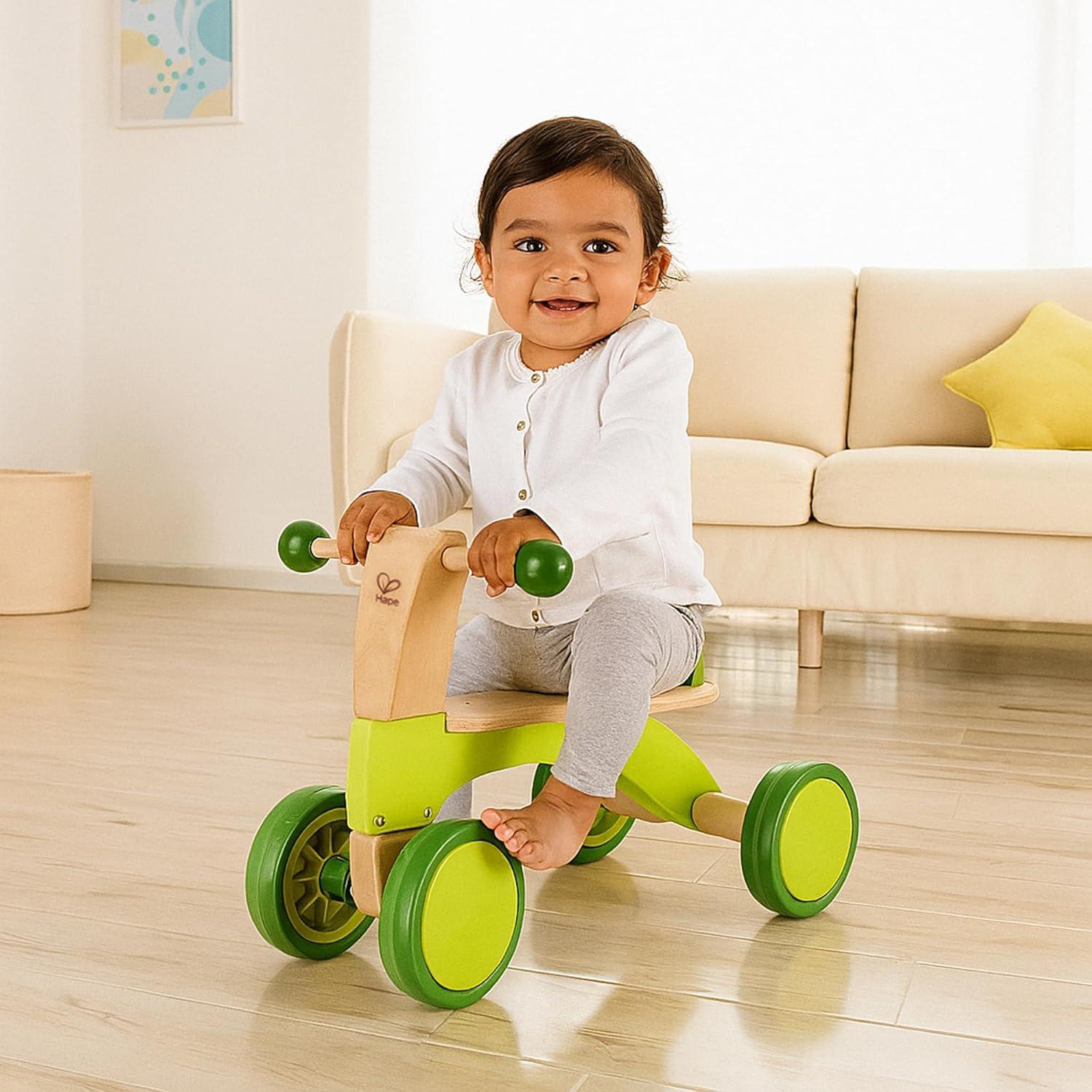 Bicicleta de empuje de madera Hape E0101 verde para niños