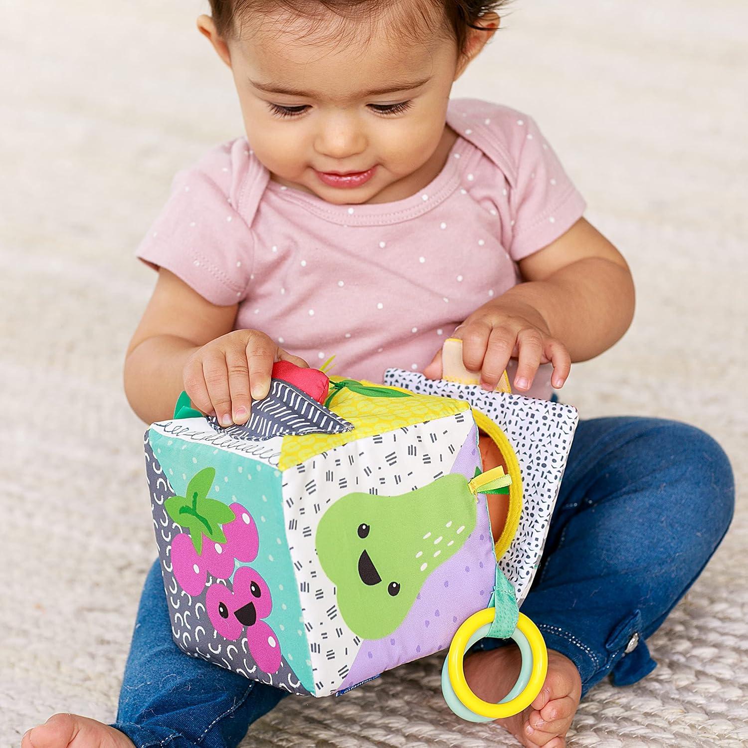 Cubo de Descubrimiento Sensorial Infantino 3M+ Espejo y Sonidos