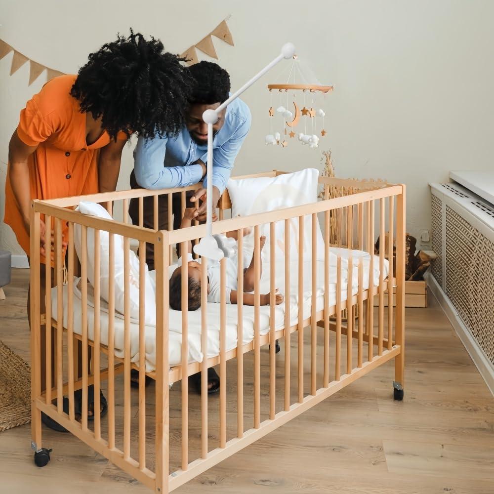 Brazo Móvil Ajustable de Madera Accfore para Cuna 69cm Blanco