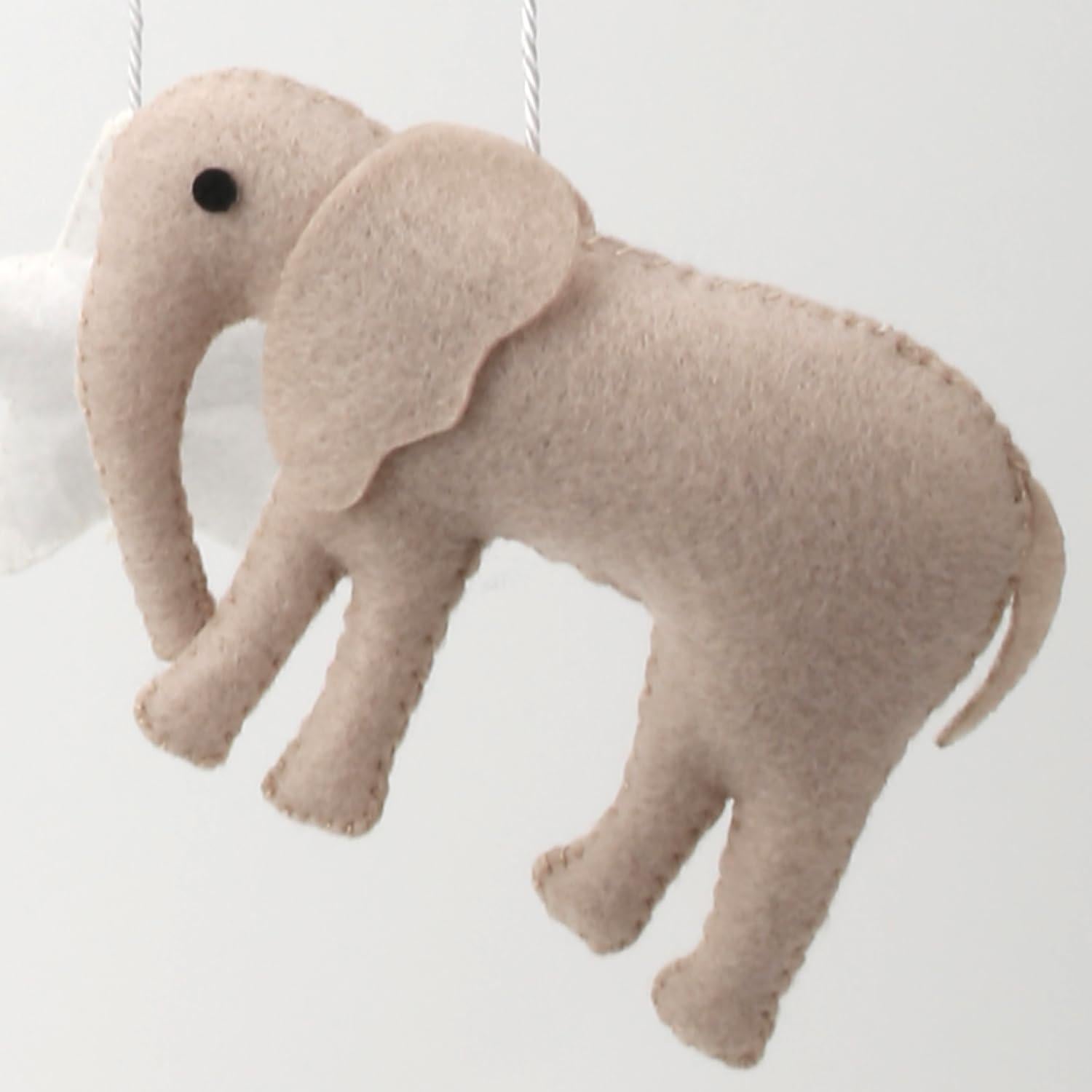 Móvil de Cuna Hecho a Mano Flora & Ivy Safari Neutro