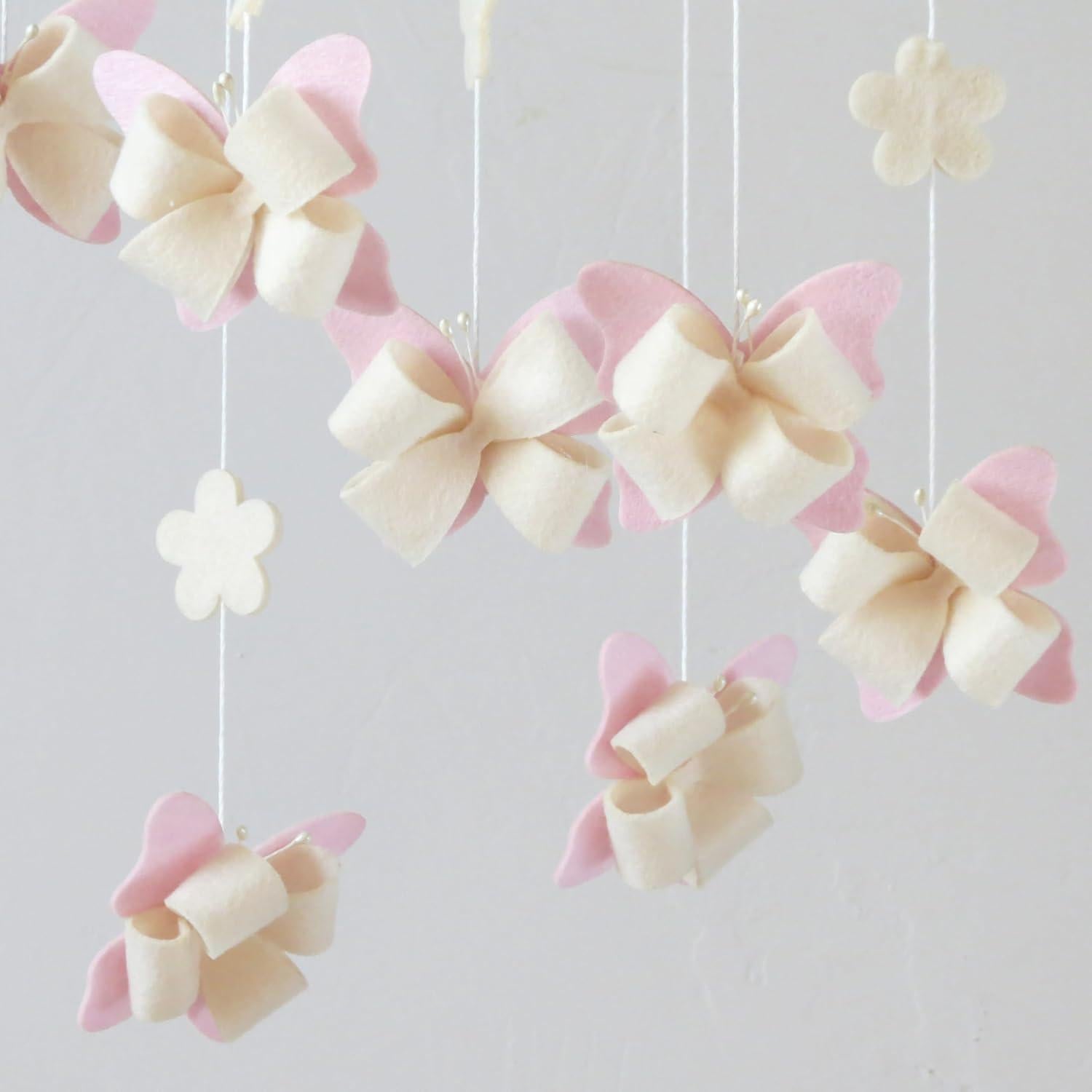 Móvil de Cuna Mariposa Rosa GOUKURLSMA Hecho a Mano