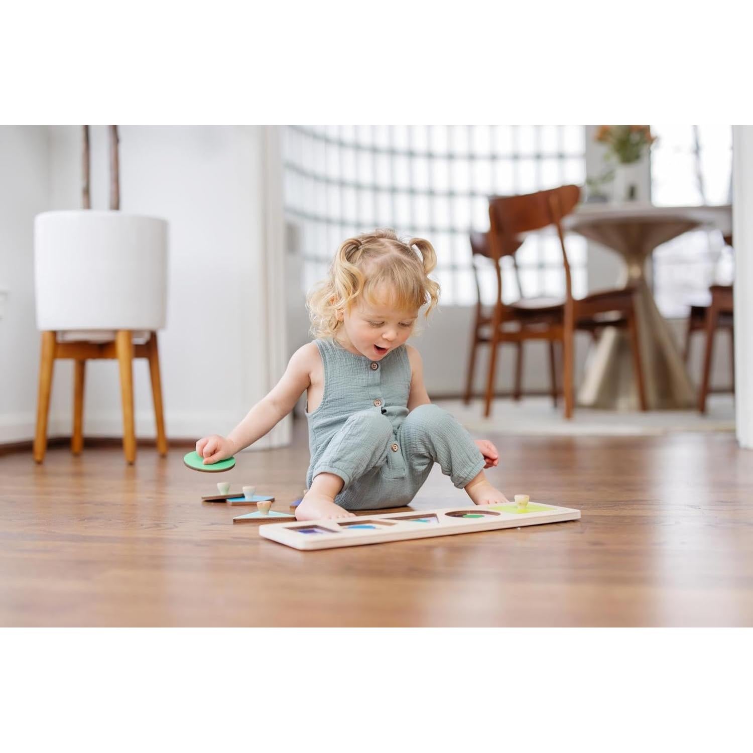 Rompecabezas de Formas de Madera Lovevery 16 Meses+