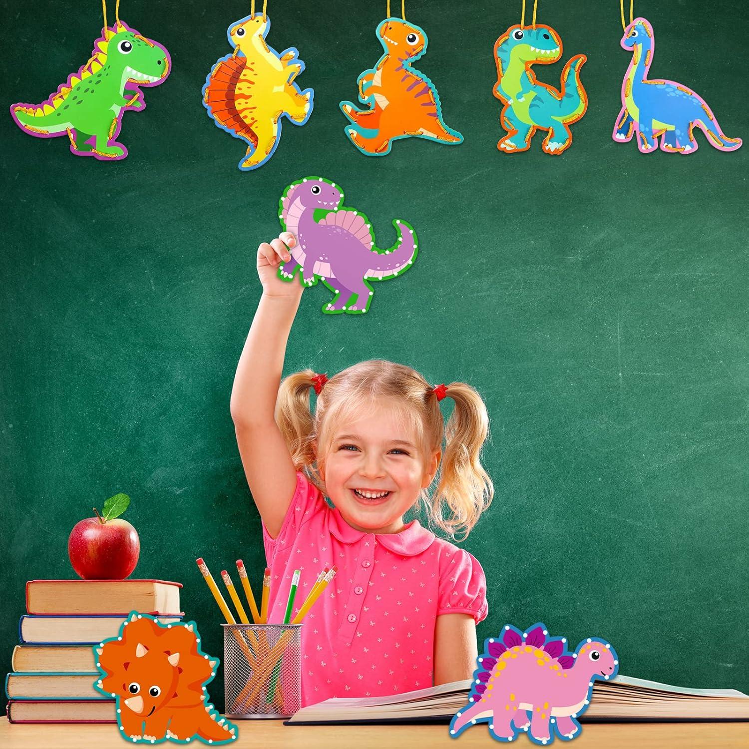 10 Tarjetas de Enhebrado Dinosaurios Pajean 15.24 cm Educativas