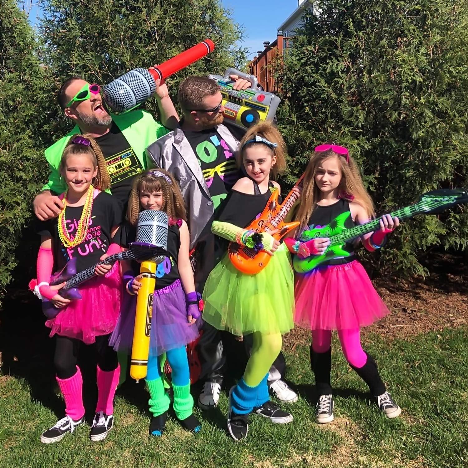 12 Guitarras Inflables de Colores Novelty Place 89cm para Fiesta