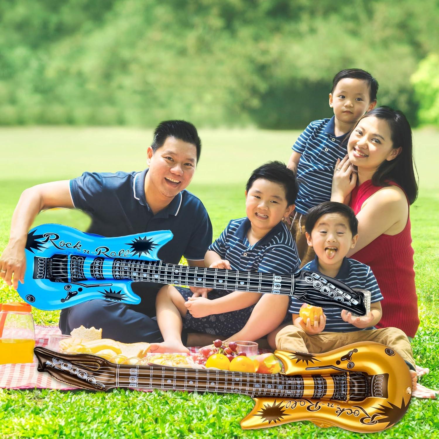 Paquete de 18 Guitarras Inflables de Colores Asortidos 92 cm