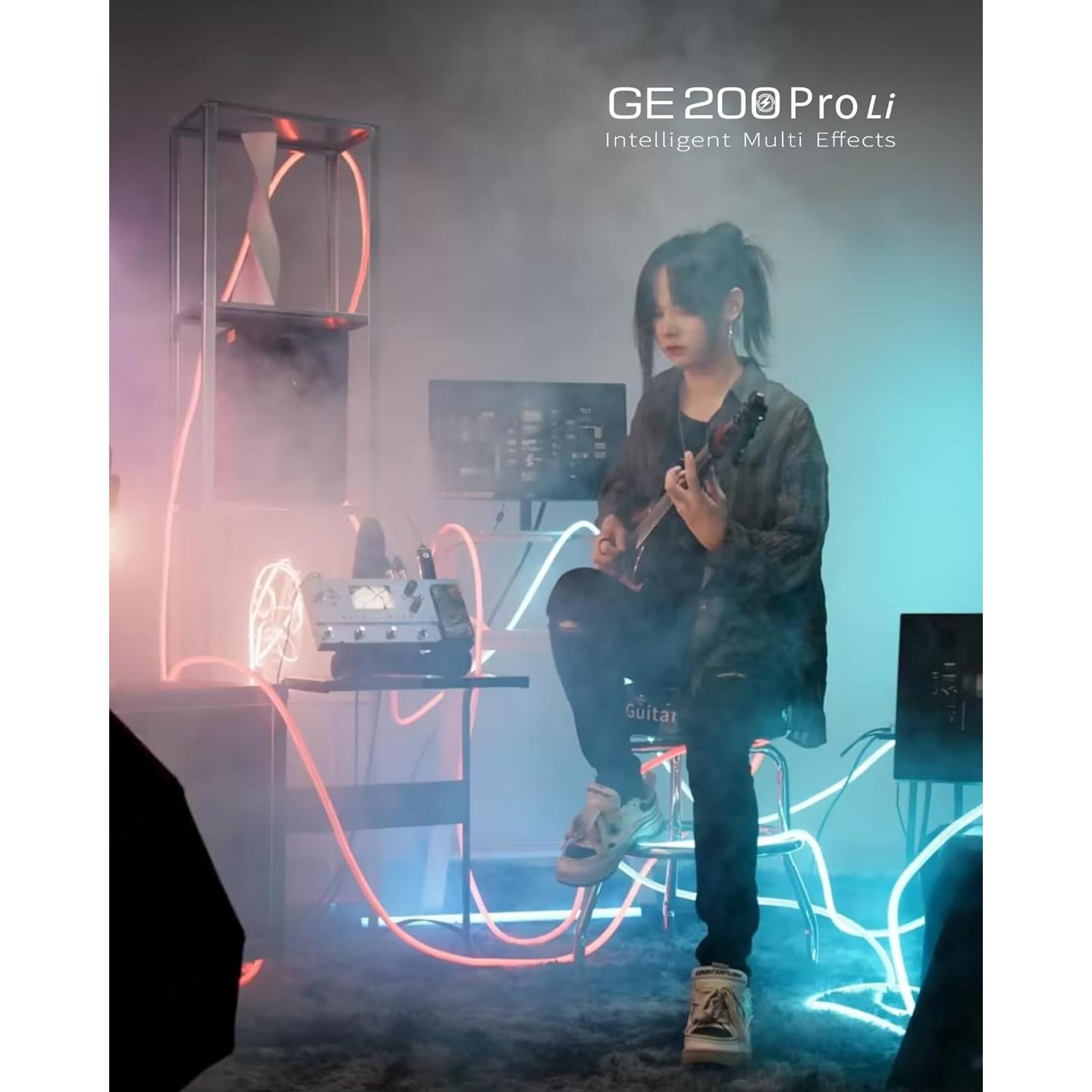 Pedal de Efectos MOOER GE200 Pro Li para Guitarra