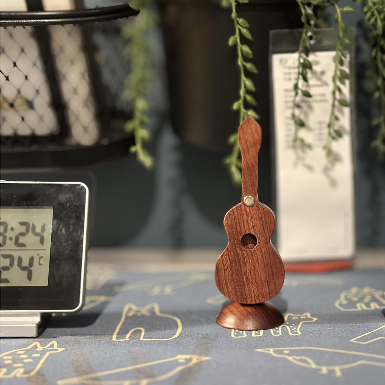 Soporte para Púa de Guitarra con Llavero y 6 Púas - Regalo Musical