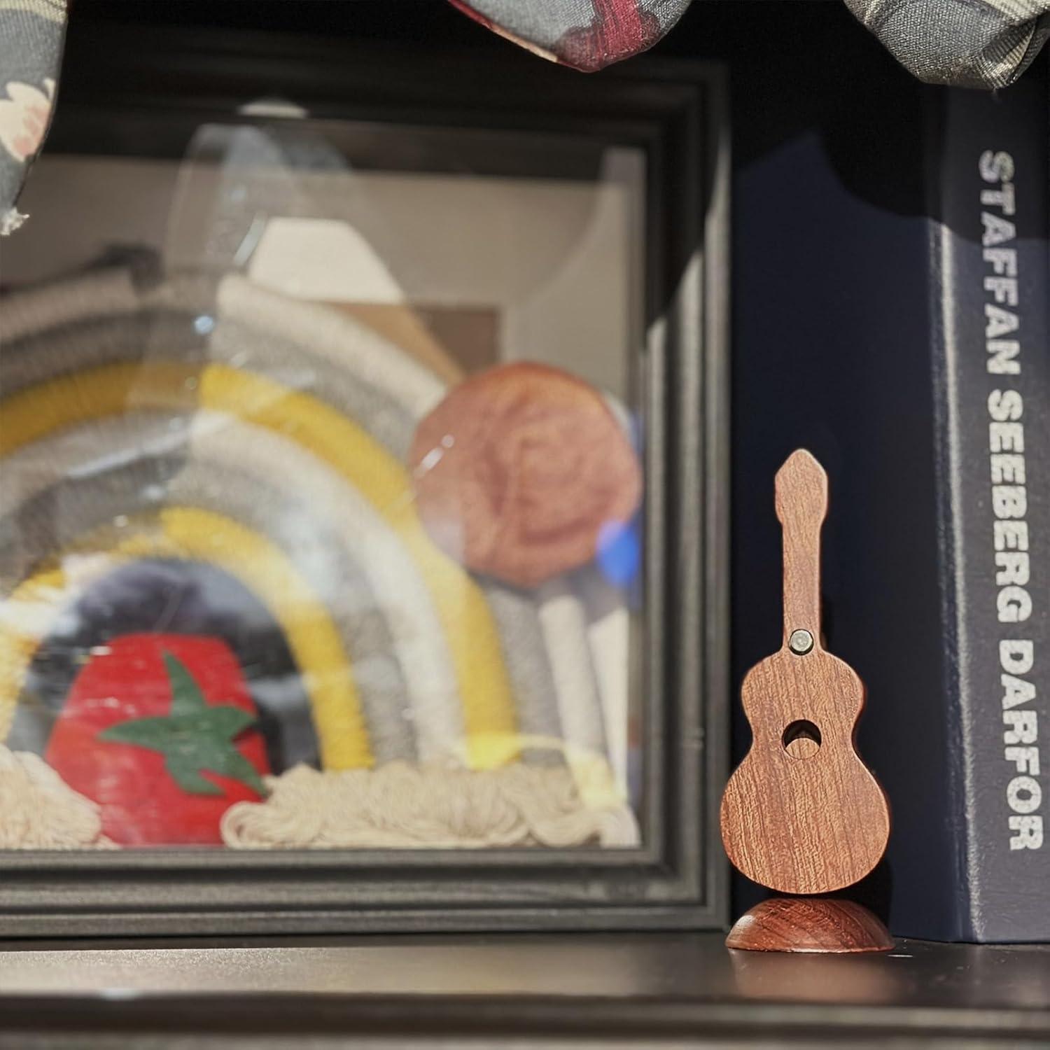 Soporte para Púa de Guitarra con Llavero y 6 Púas - Regalo Musical