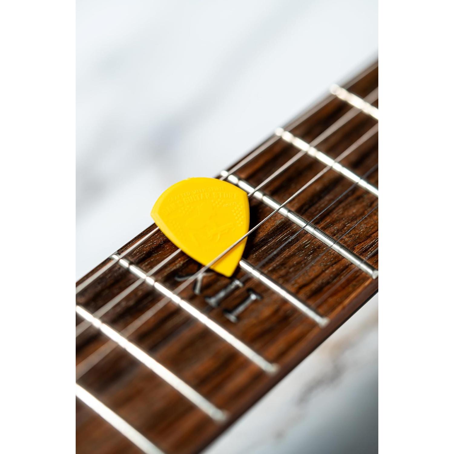 Paquete de 10 Púas de Guitarra Dan 0.80mm Nylon Amarillo