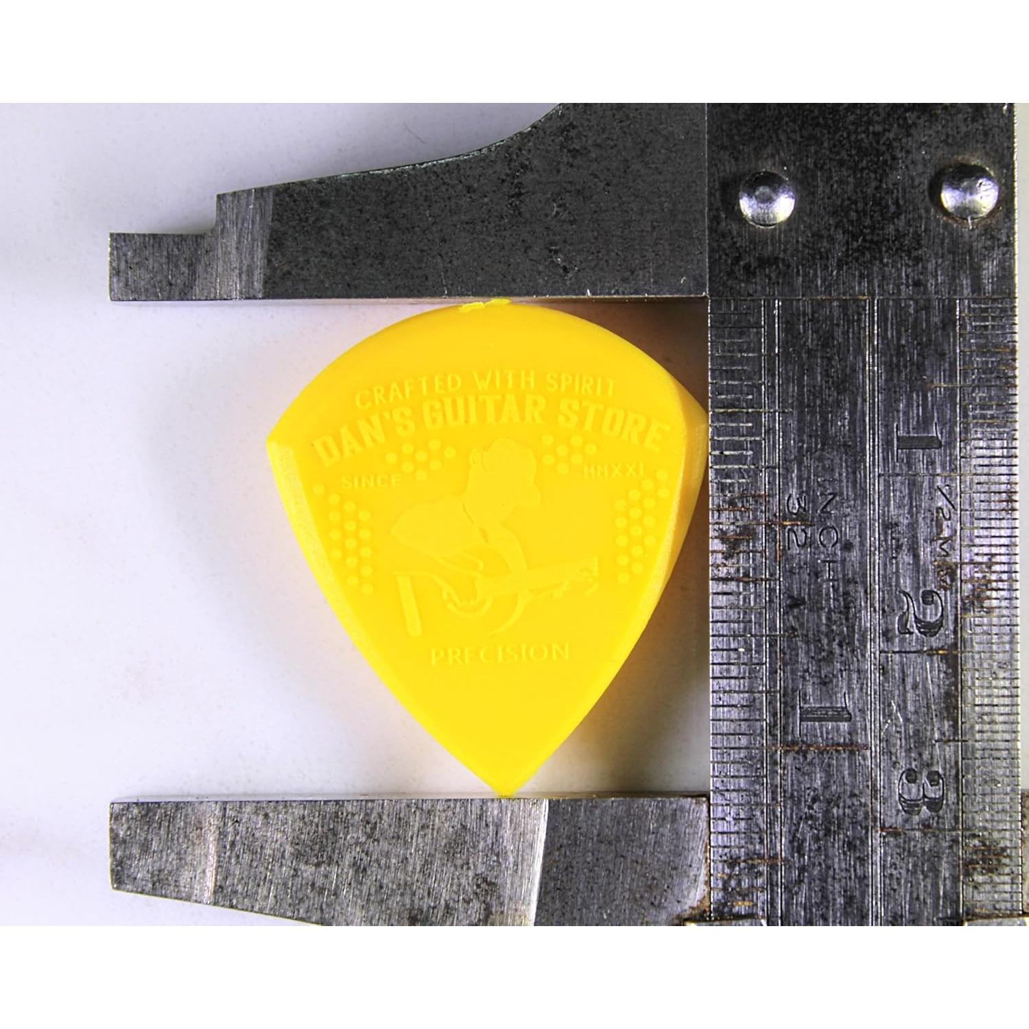 Paquete de 10 Púas de Guitarra Dan 0.80mm Nylon Amarillo