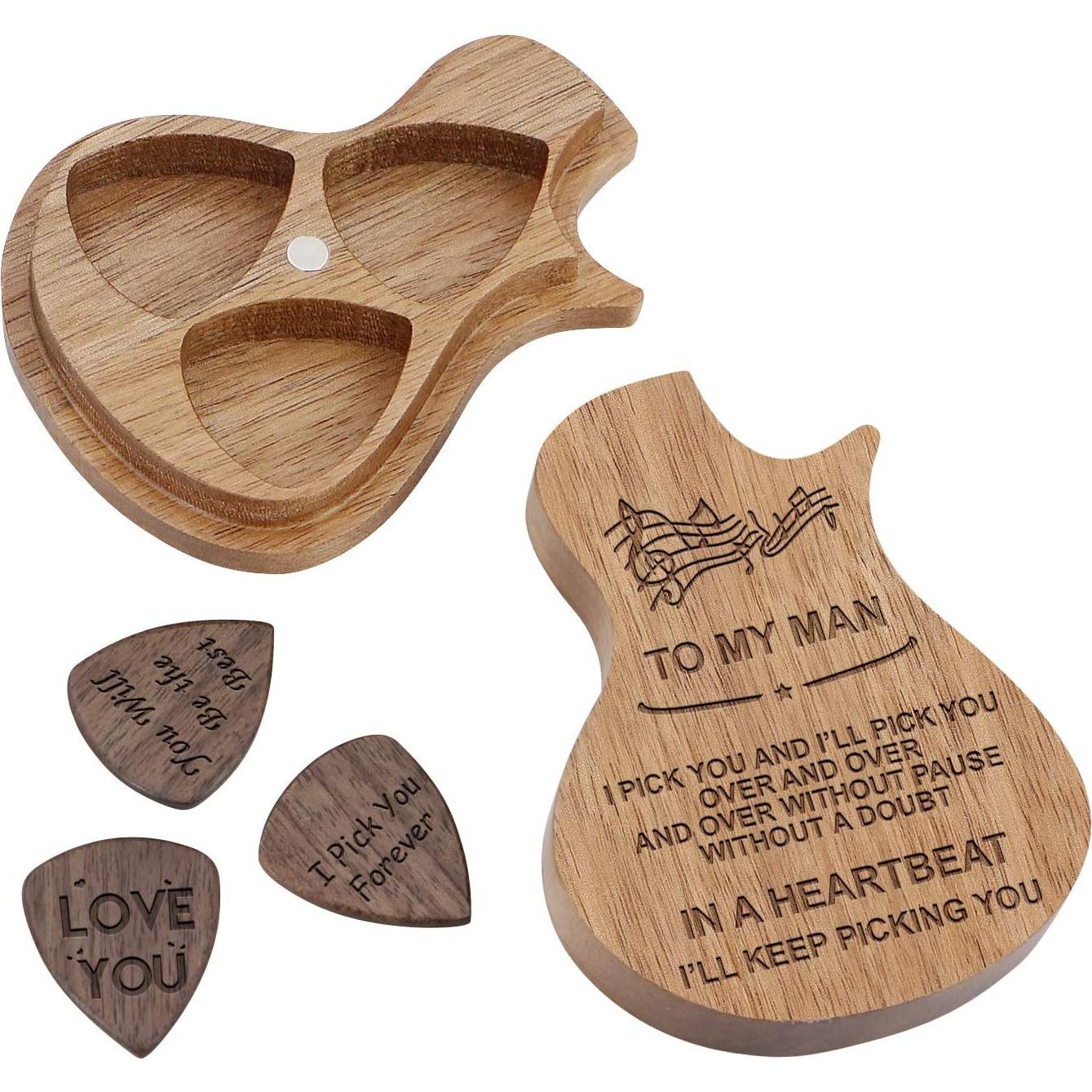 Caja de Pua de Guitarra de Madera Personalizada - Regalo para Esposo