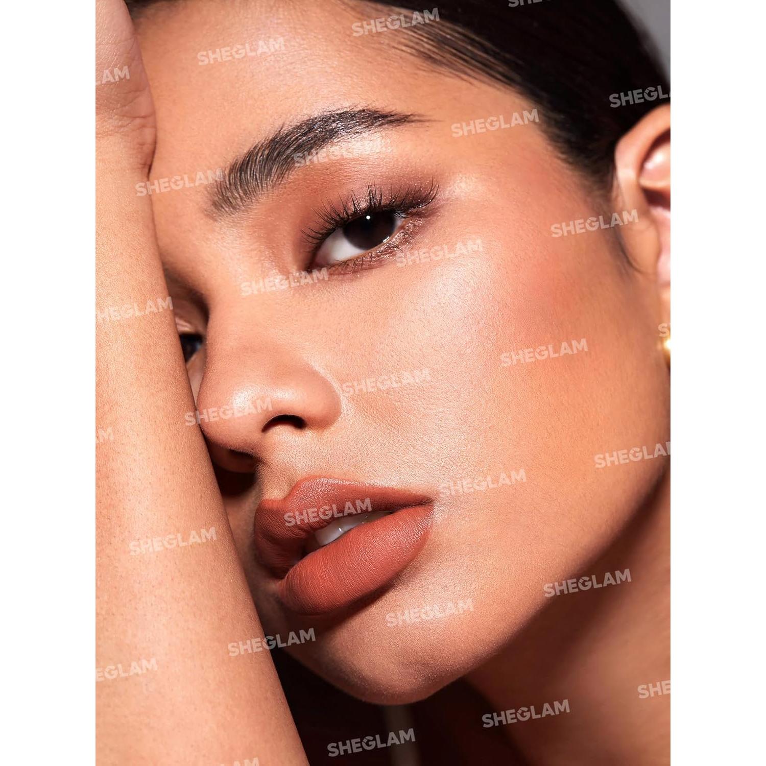 Lápiz de Labios SHEGLAM Crema Mate Alto Pigmento Brazen