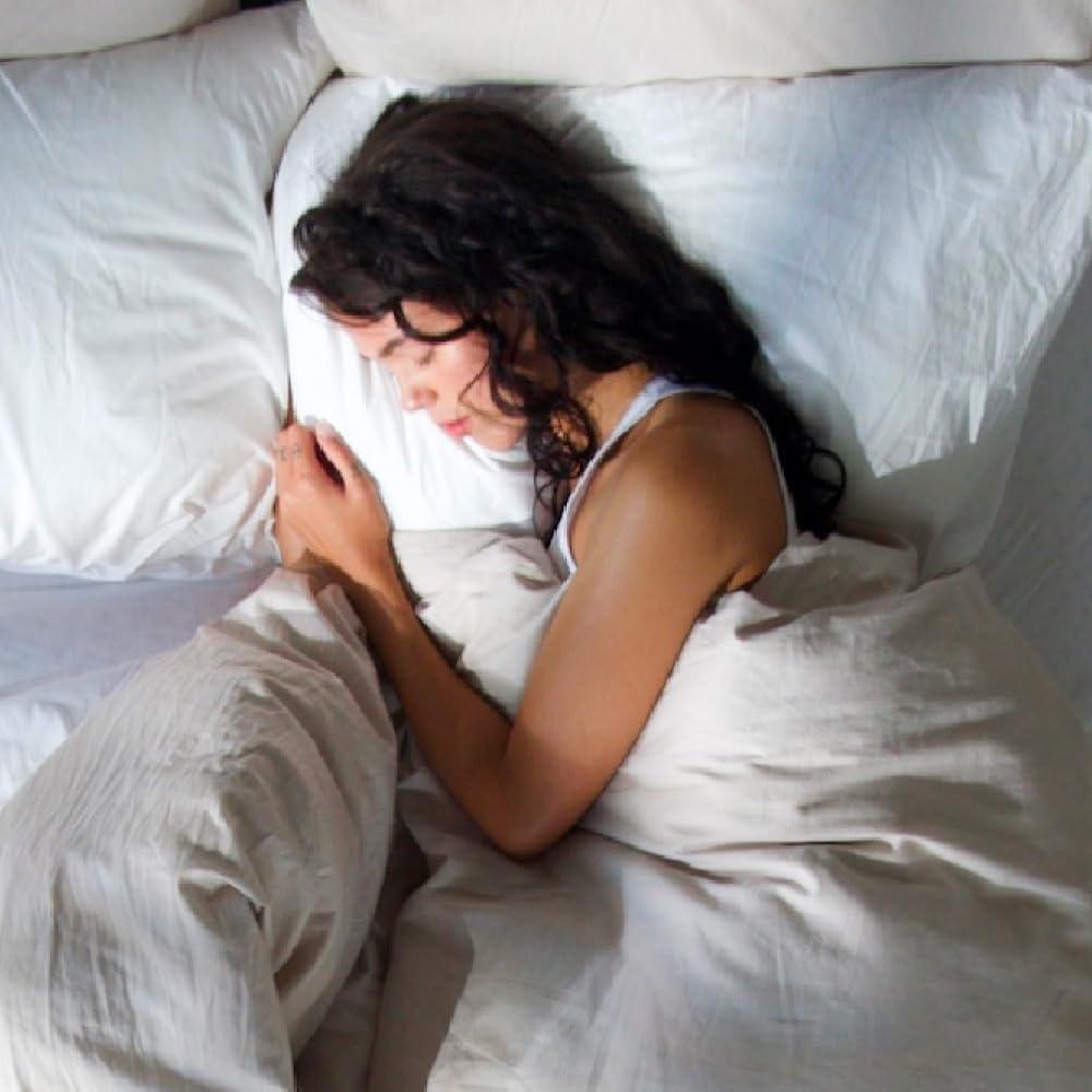 Almohada Híbrida Casper Estándar Blanca, Lavable y Firme