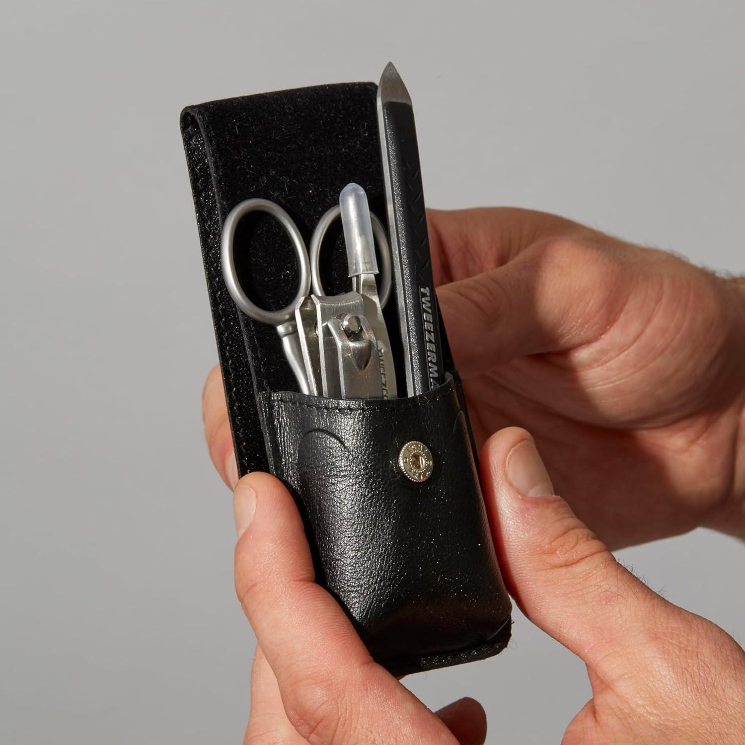 Kit de Aseo Esencial Tweezerman - 4 Piezas, Acero Inoxidable