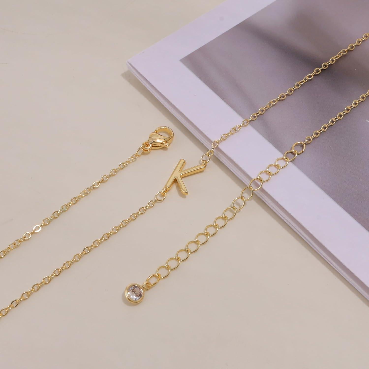 Collar Inicial Dainty de Oro 14k LuckFairy para Mujeres