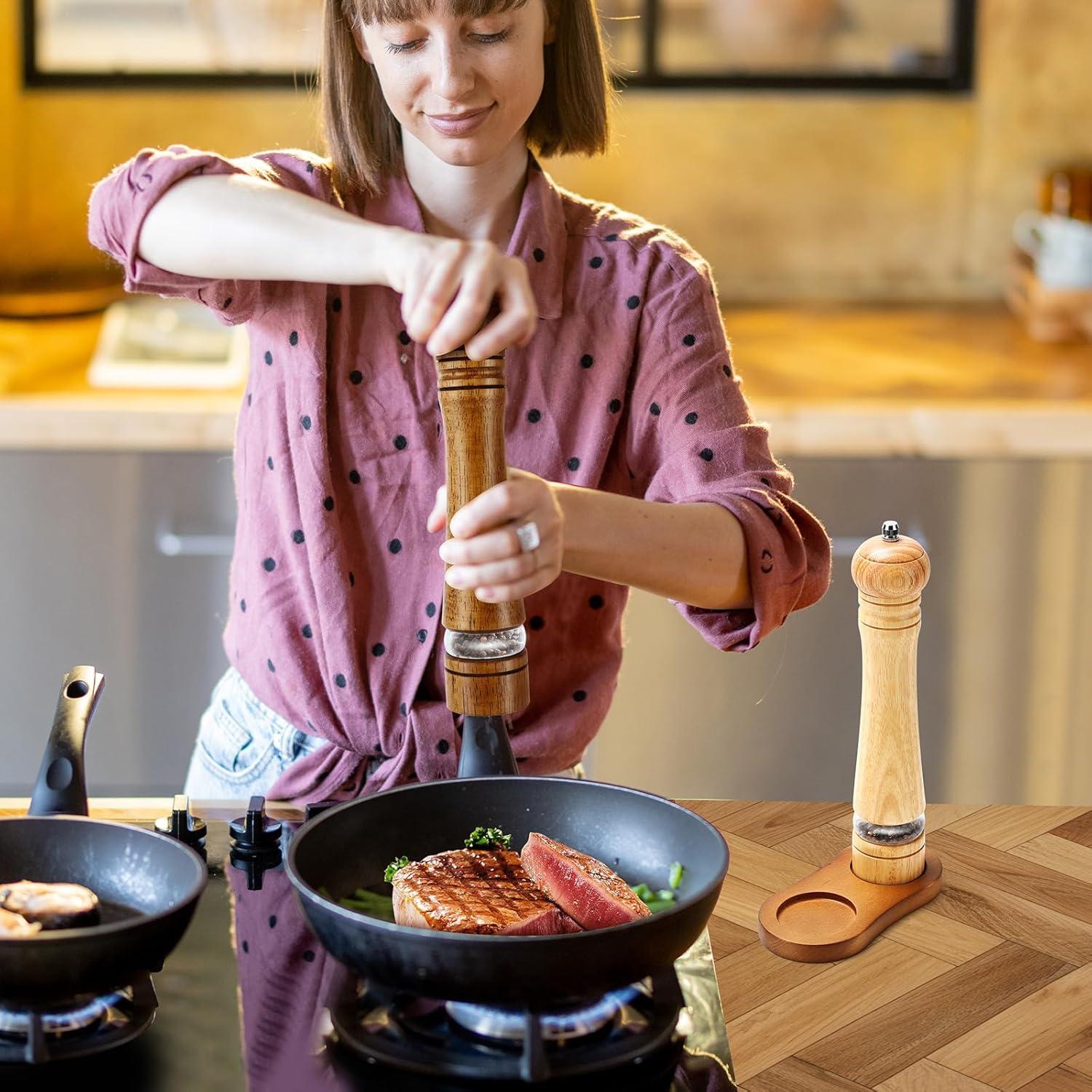 Juego de Molinillos de Sal y Pimienta Saebume 20.32 cm 2 Piezas