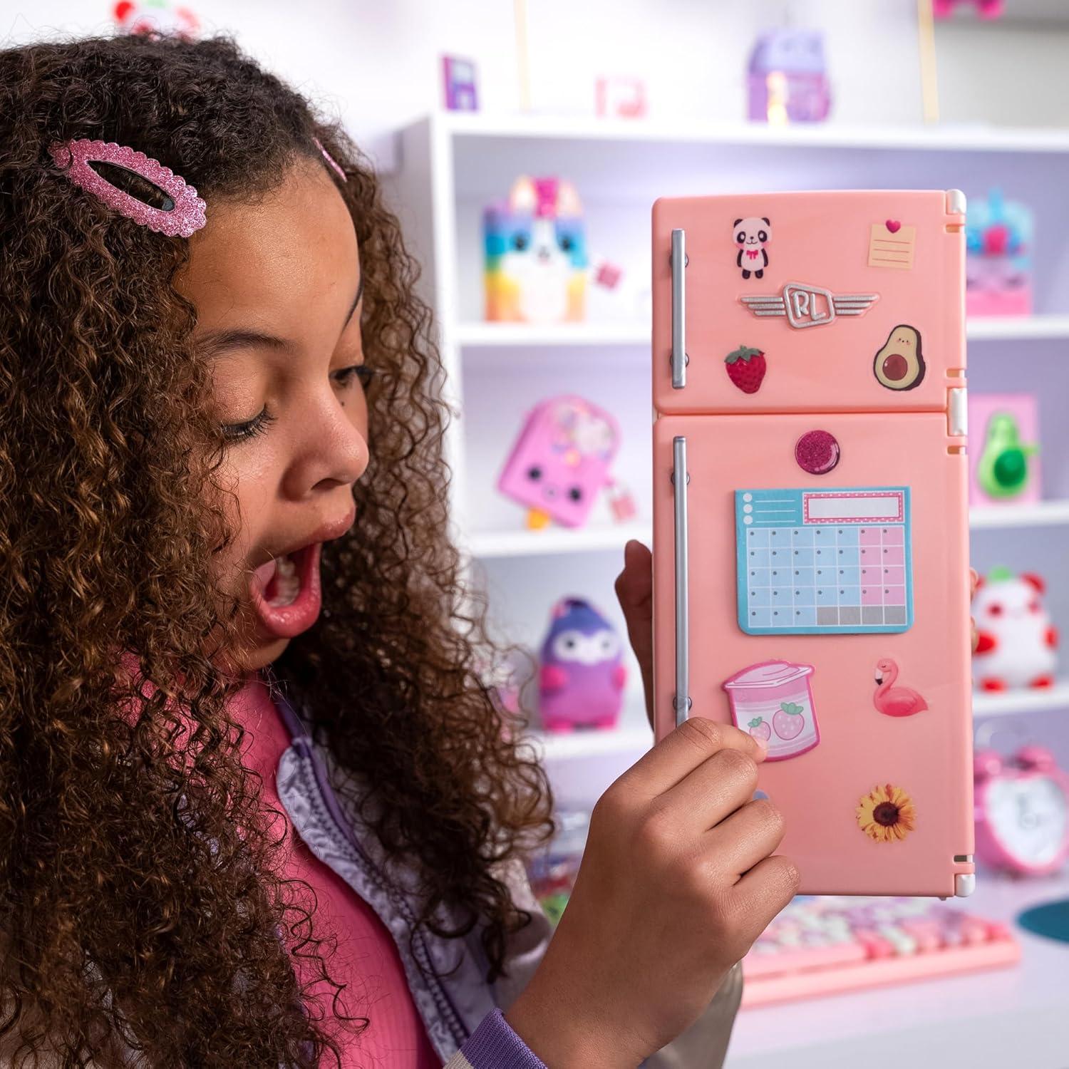 Caddy de Escritorio Real Littles - Mini Nevera con 20 Sorpresas