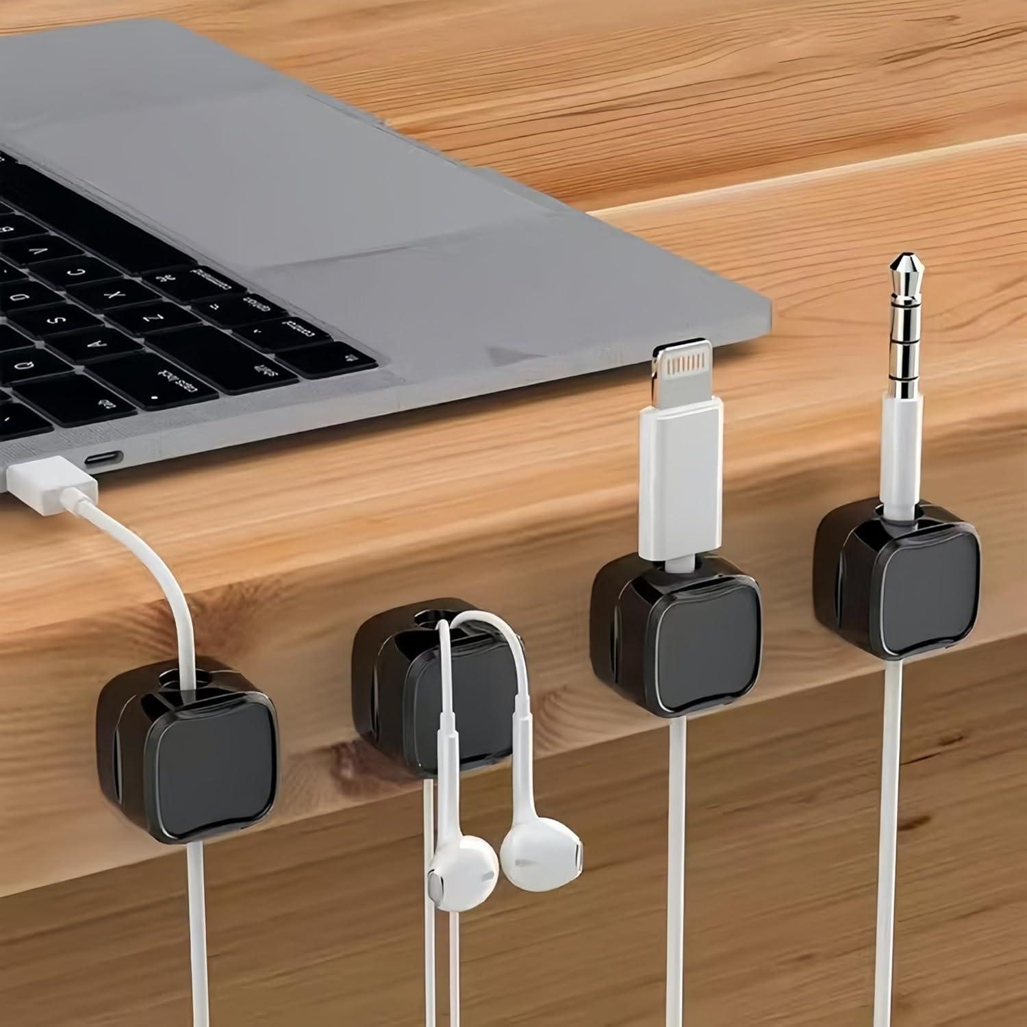 Paquete de 10 Clips Adhesivos Organizadores de Cables Negro
