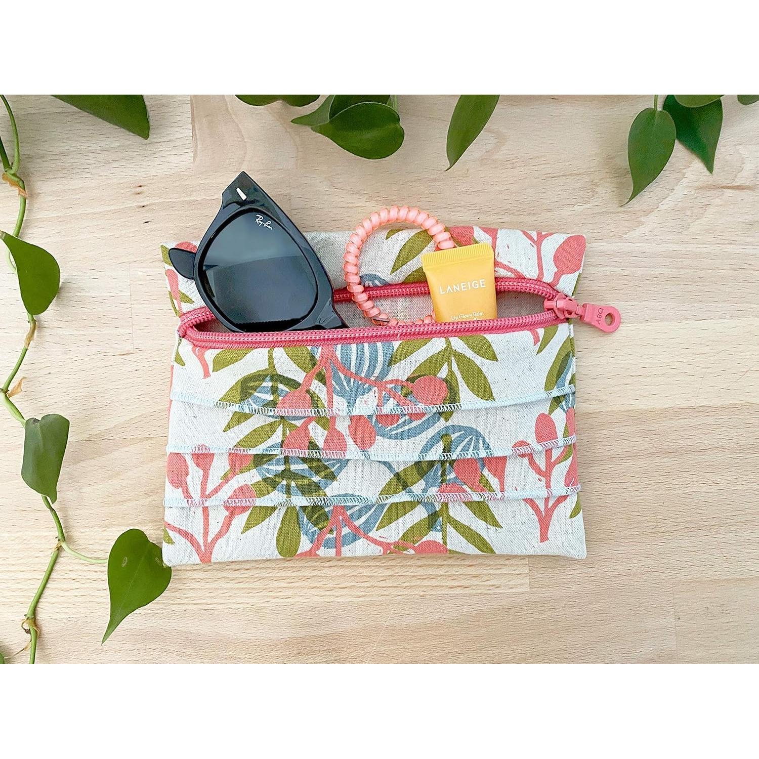 Overlock Bernette B64 Airlock 1300 PPM 16 Puntadas Luz LED