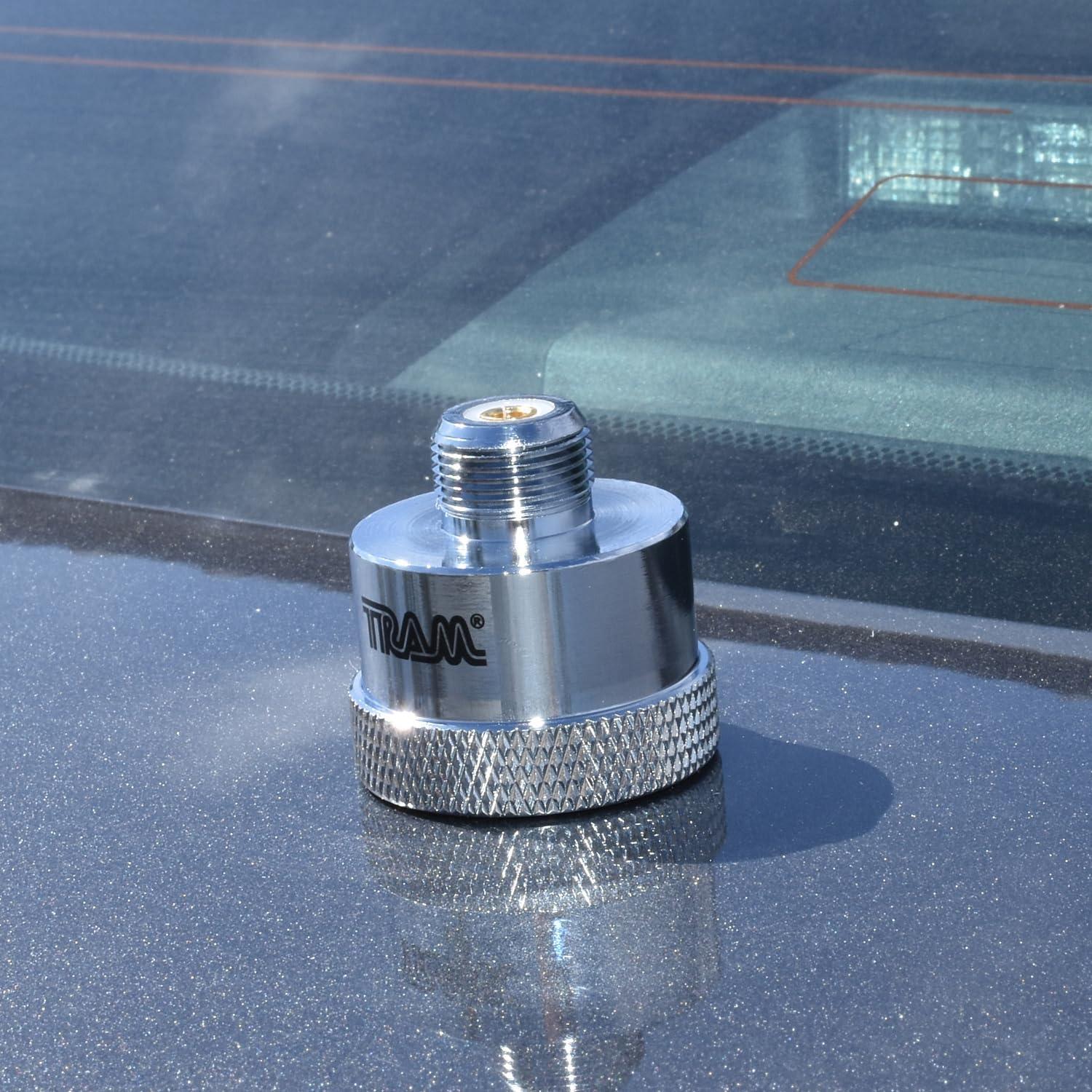 Adaptador de Antena Móvil Tram 1296 NMO a UHF Hembra Plata