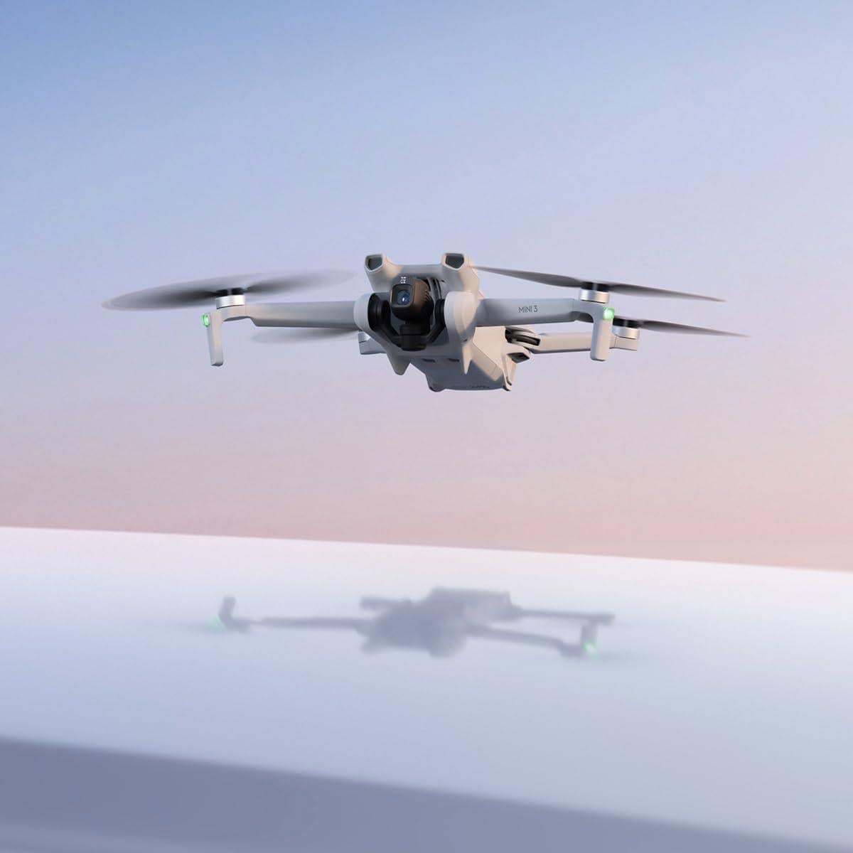 Drone DJI Mini 3 con Control Remoto y Accesorios Completo