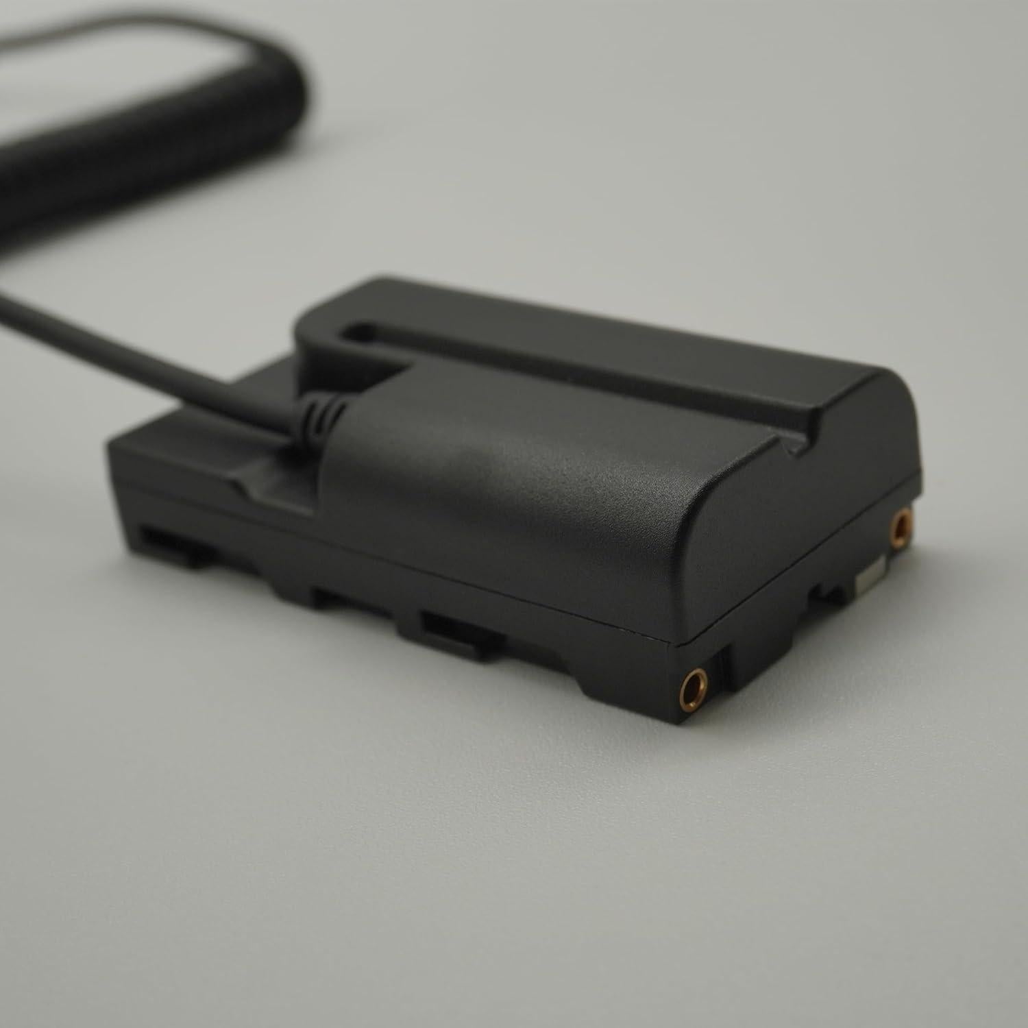 Cable de Alimentación USB-C PD a Batería Simulada NP-F550 100cm