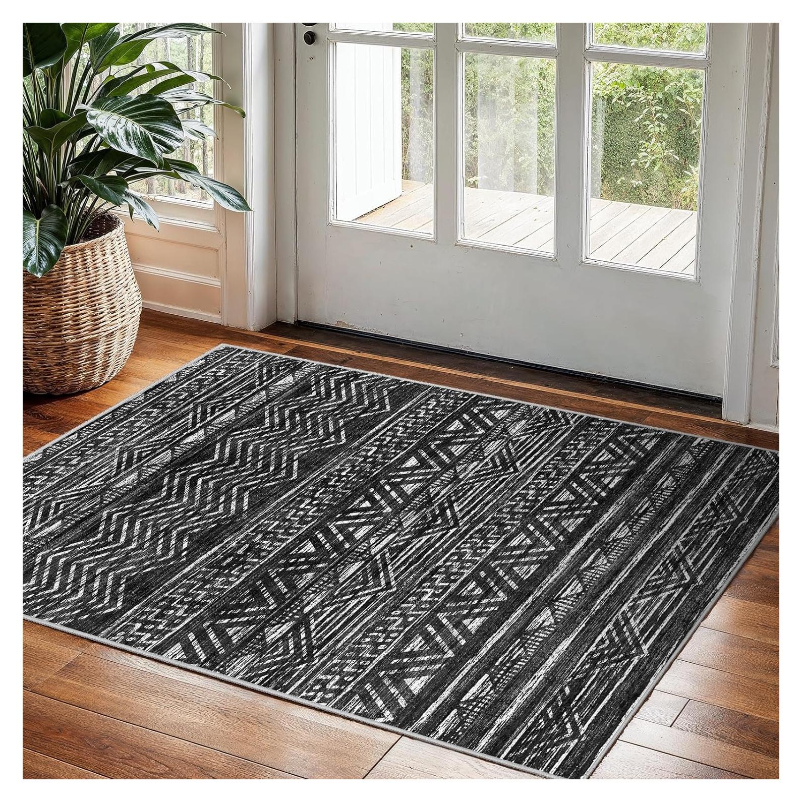 Alfombra Runner Lavable 61x91 cm Ksrau Negra Geométrica