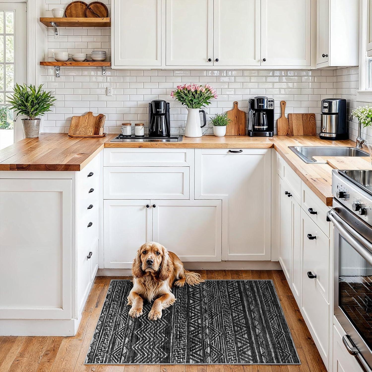 Alfombra Runner Lavable 61x91 cm Ksrau Negra Geométrica