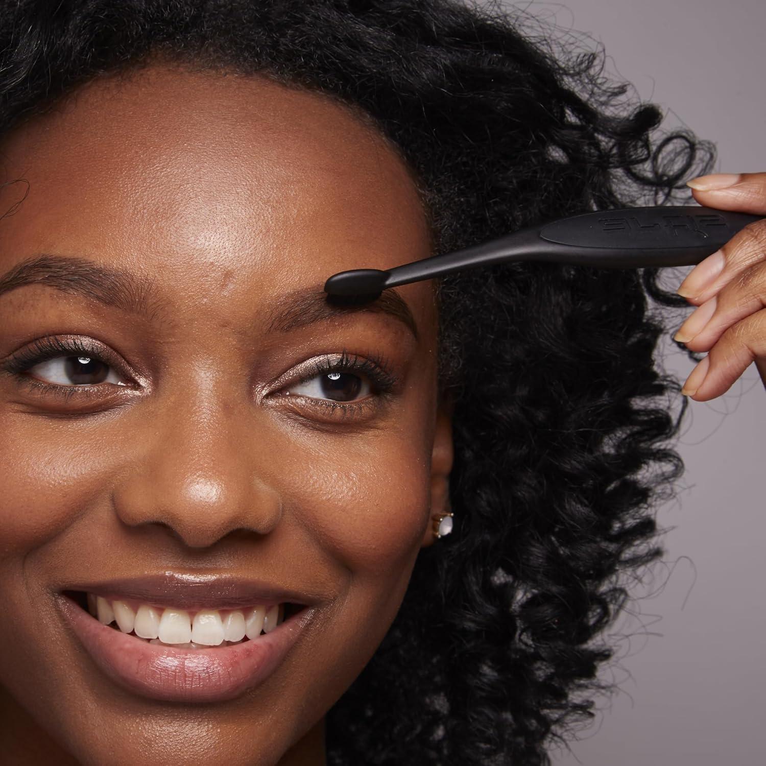 Brocha de Maquillaje Artis Elite Linear 1 | Delineador Preciso