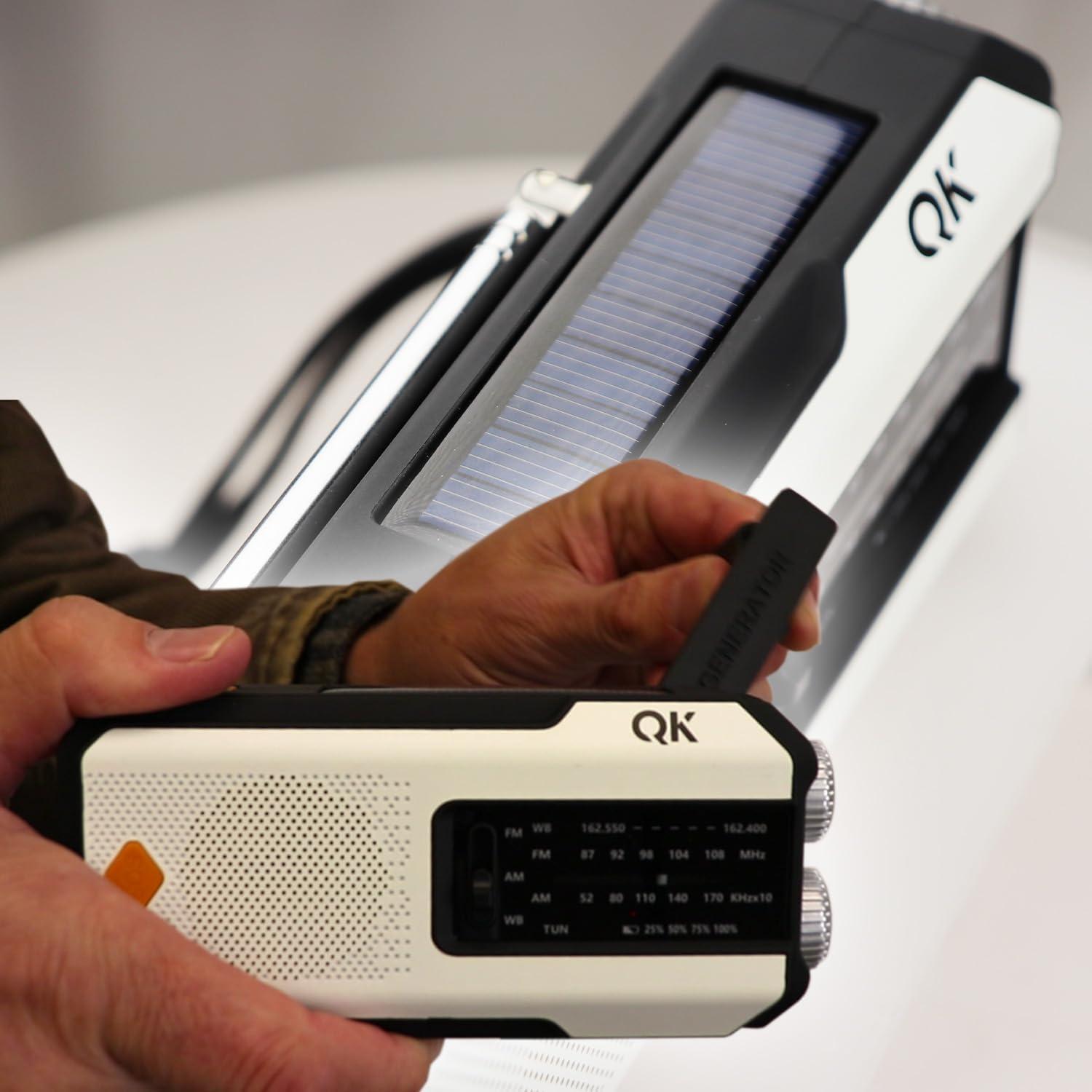 Radio de Emergencia 4-en-1 NOAA Guardian QKLCFR - Linterna y Cargador